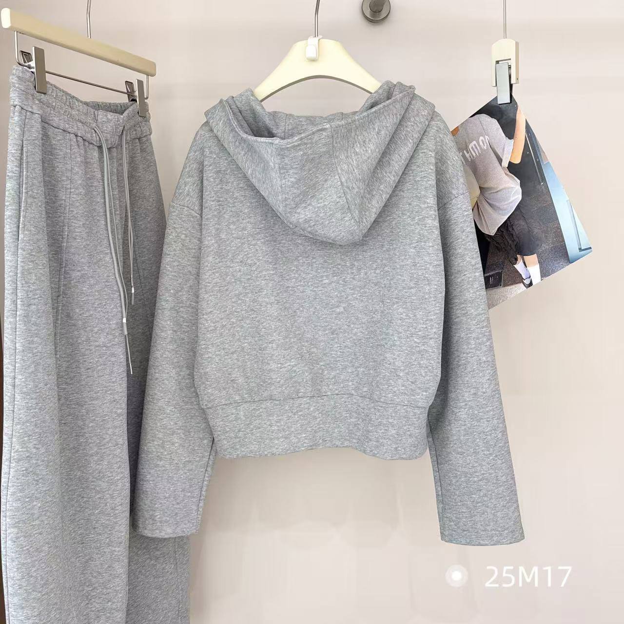 _NEW COLLECTION_