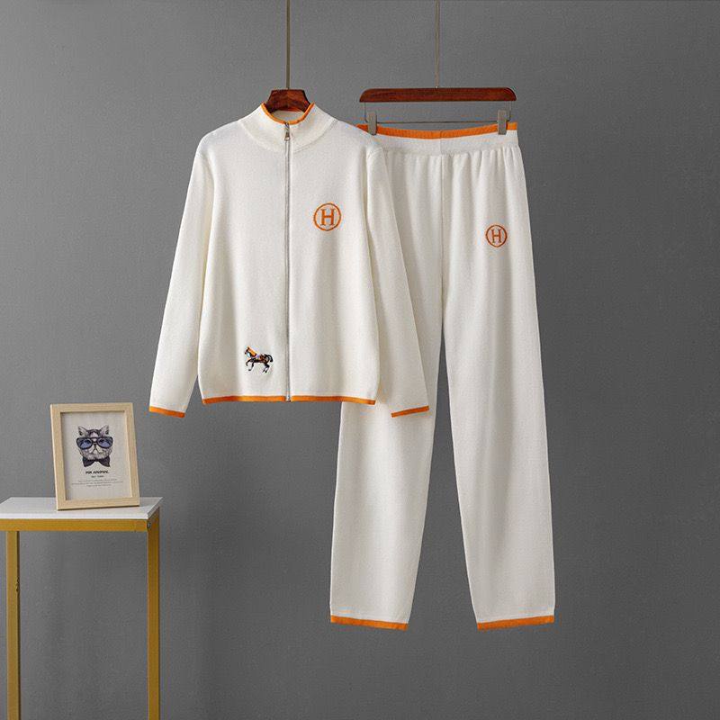 Двойка Hermès из плотного  трикотажа  