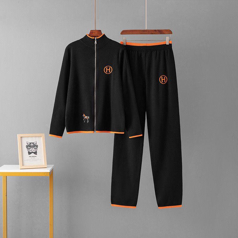 Двойка Hermès из плотного  трикотажа  