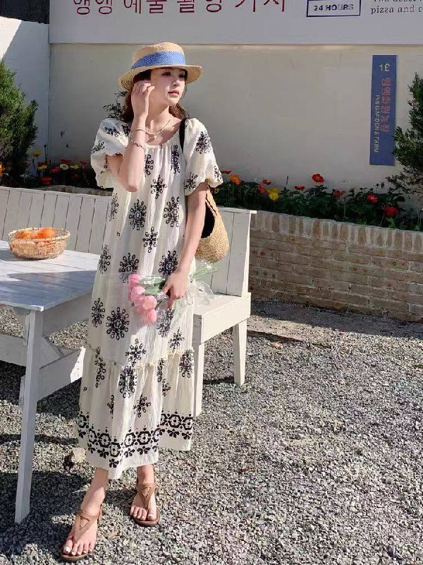 🌟** Летнее платье с вышивкой
