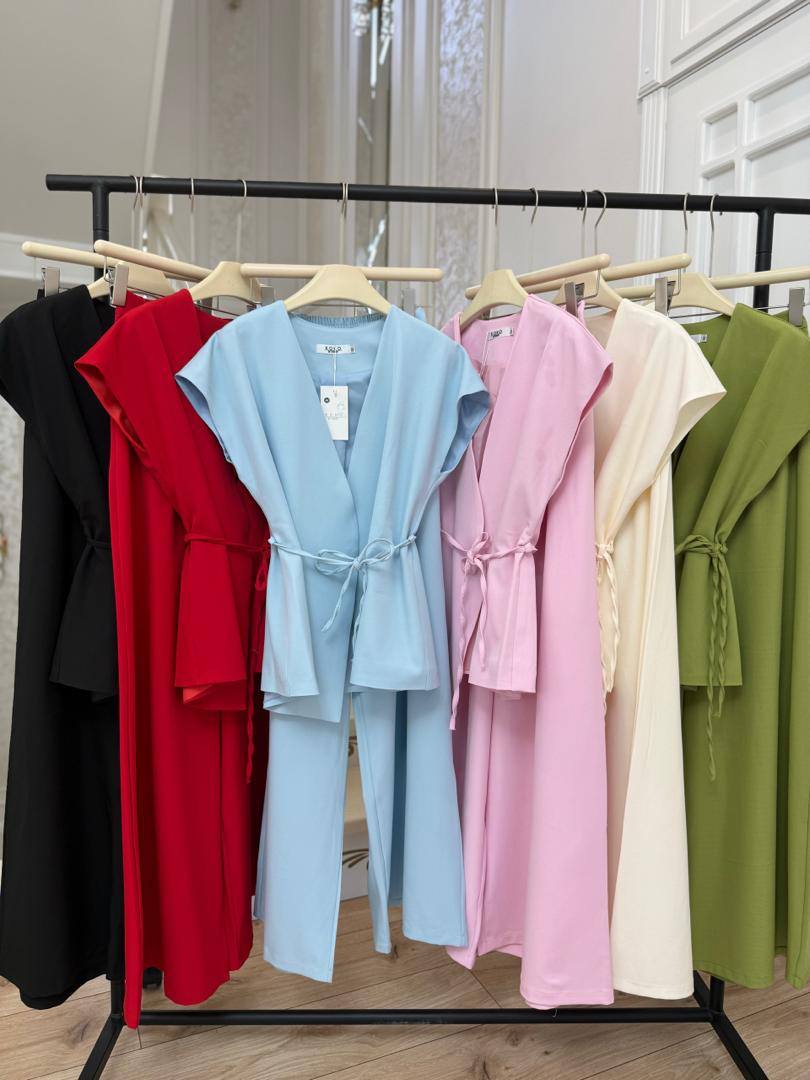New collection By KOKO BRAND ❤️
Двойка с широкими брюка...