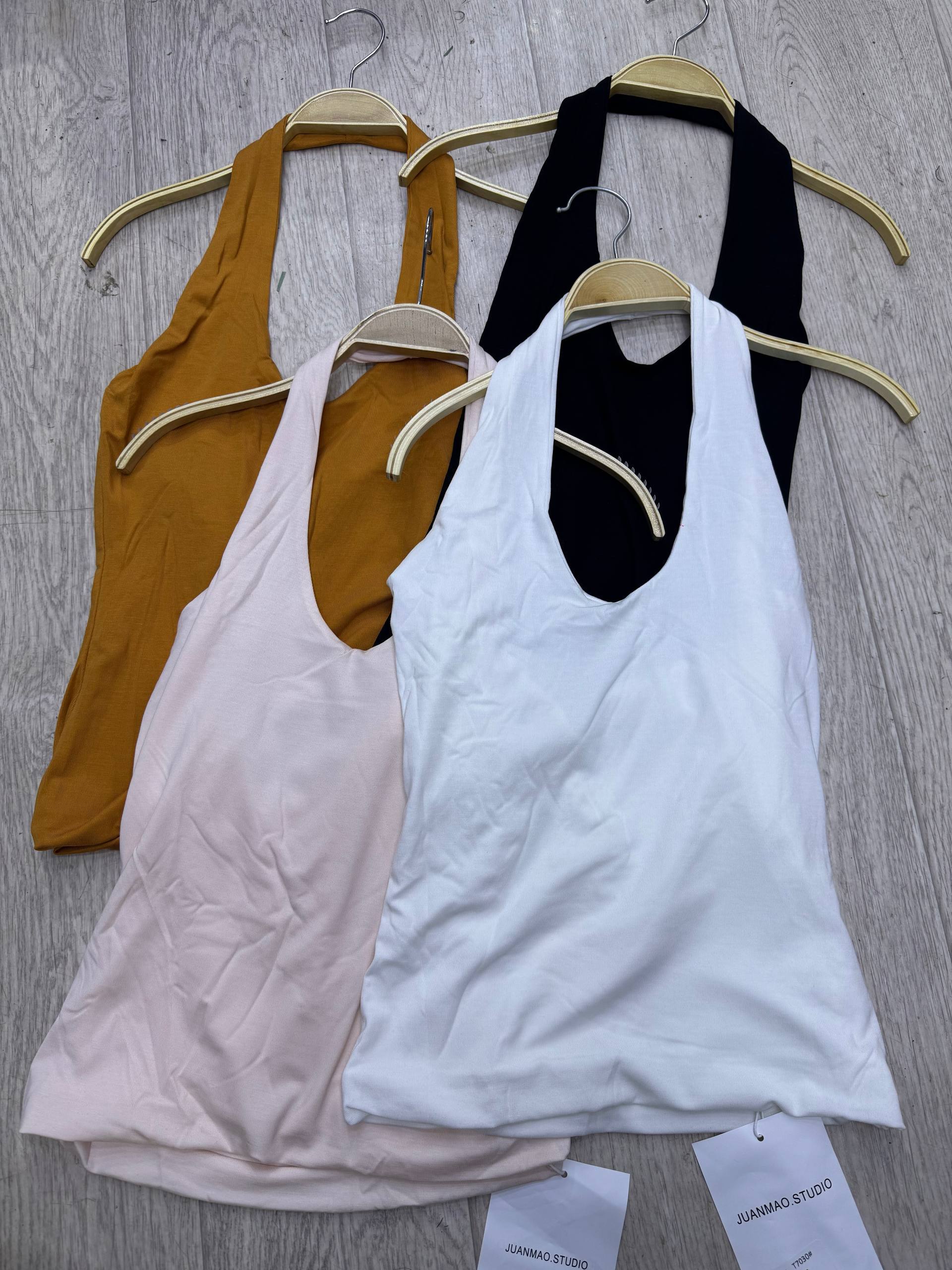 Всеми любимые — легендарные футболки Jil Sander.
Хит вс...