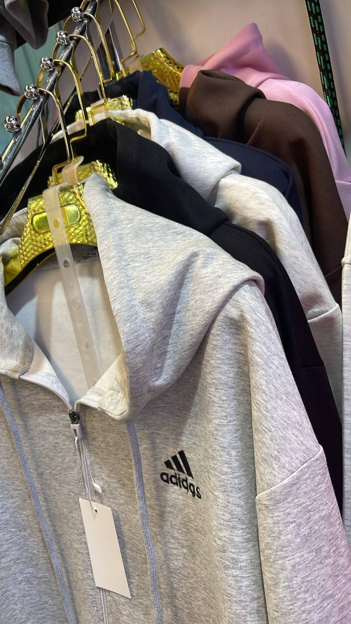 Новинка! Adidas двойка 🔥
Стильный и удобный спортивный ...