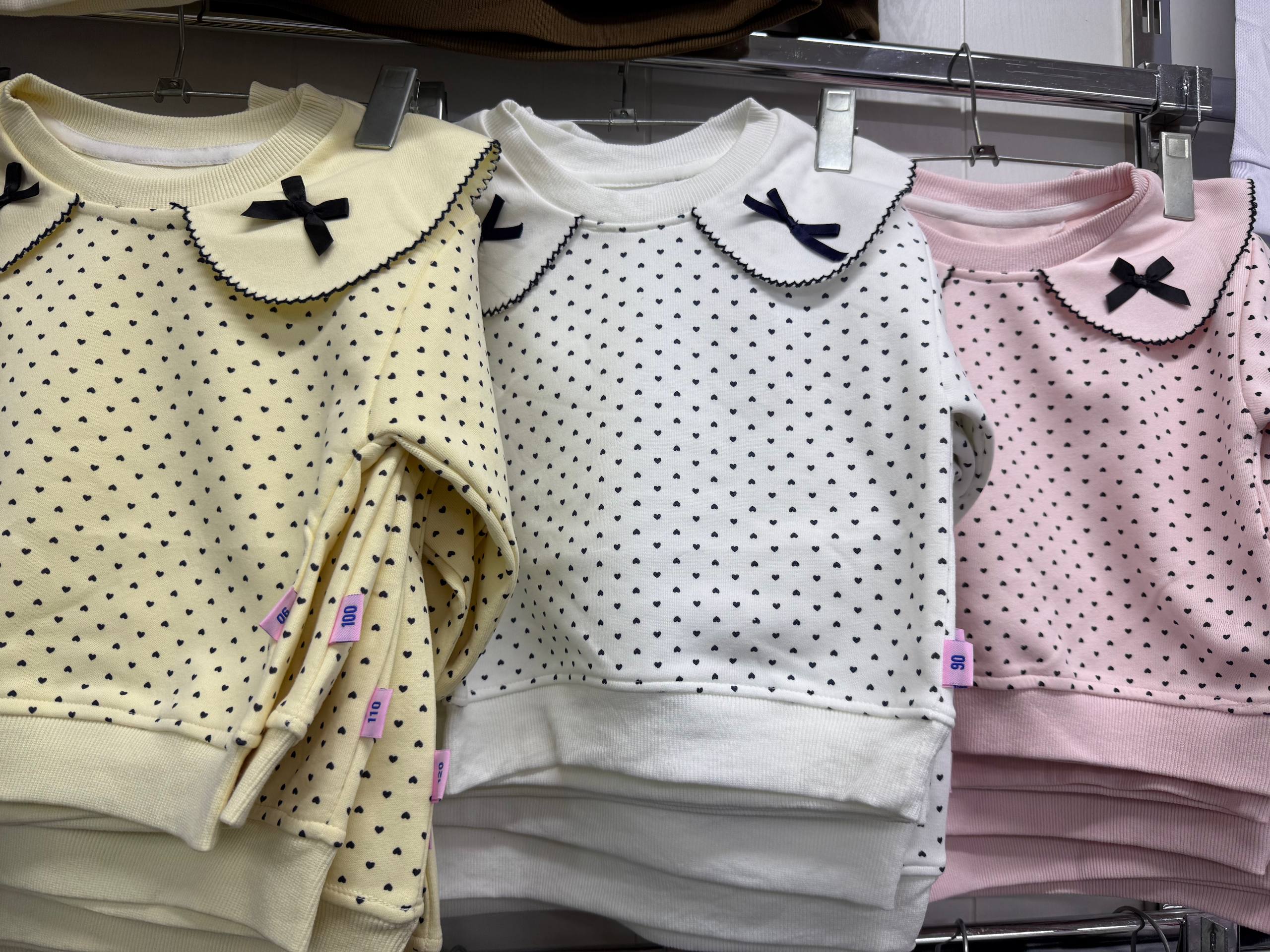 Кофты 
Размер 90-130
Цена 300