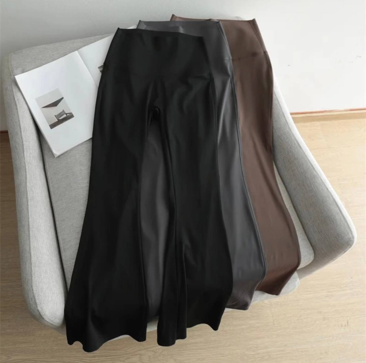 Модель BF 830
Леггинсы клеш с высокой посадкой - тренд ...