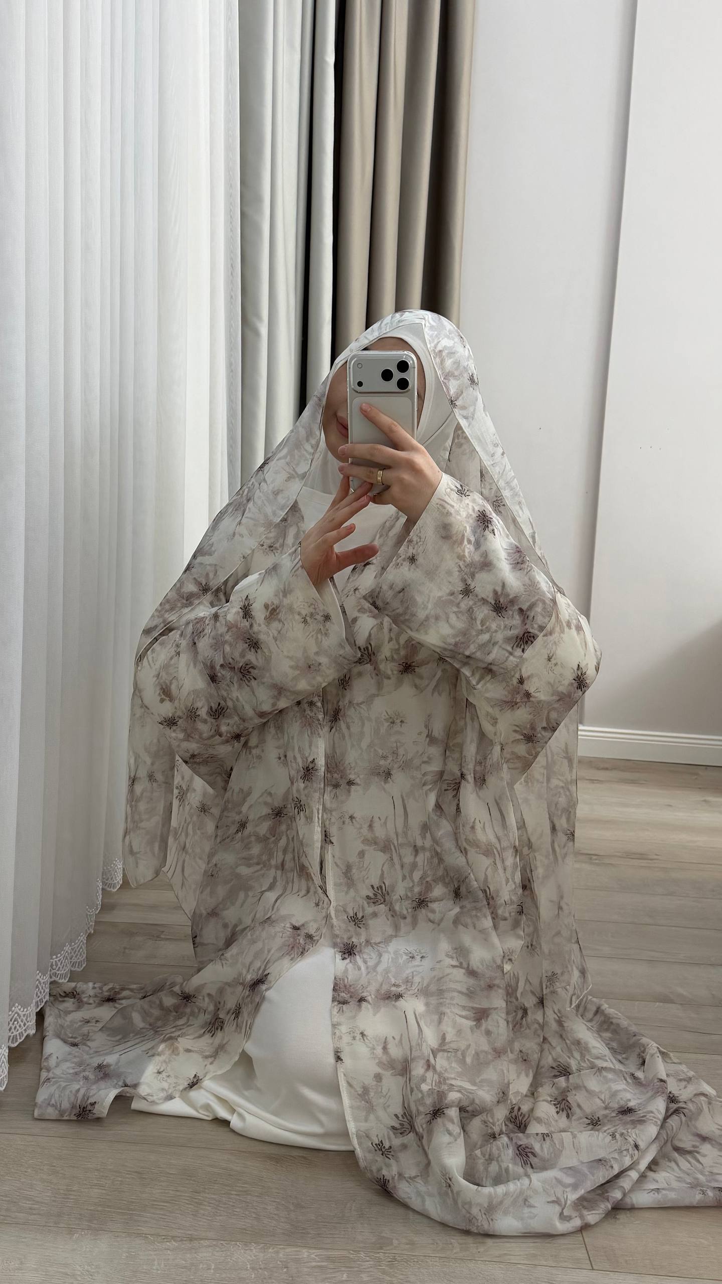 Нежная абайка из батиста 🌿
идеальный вариант на весну и...