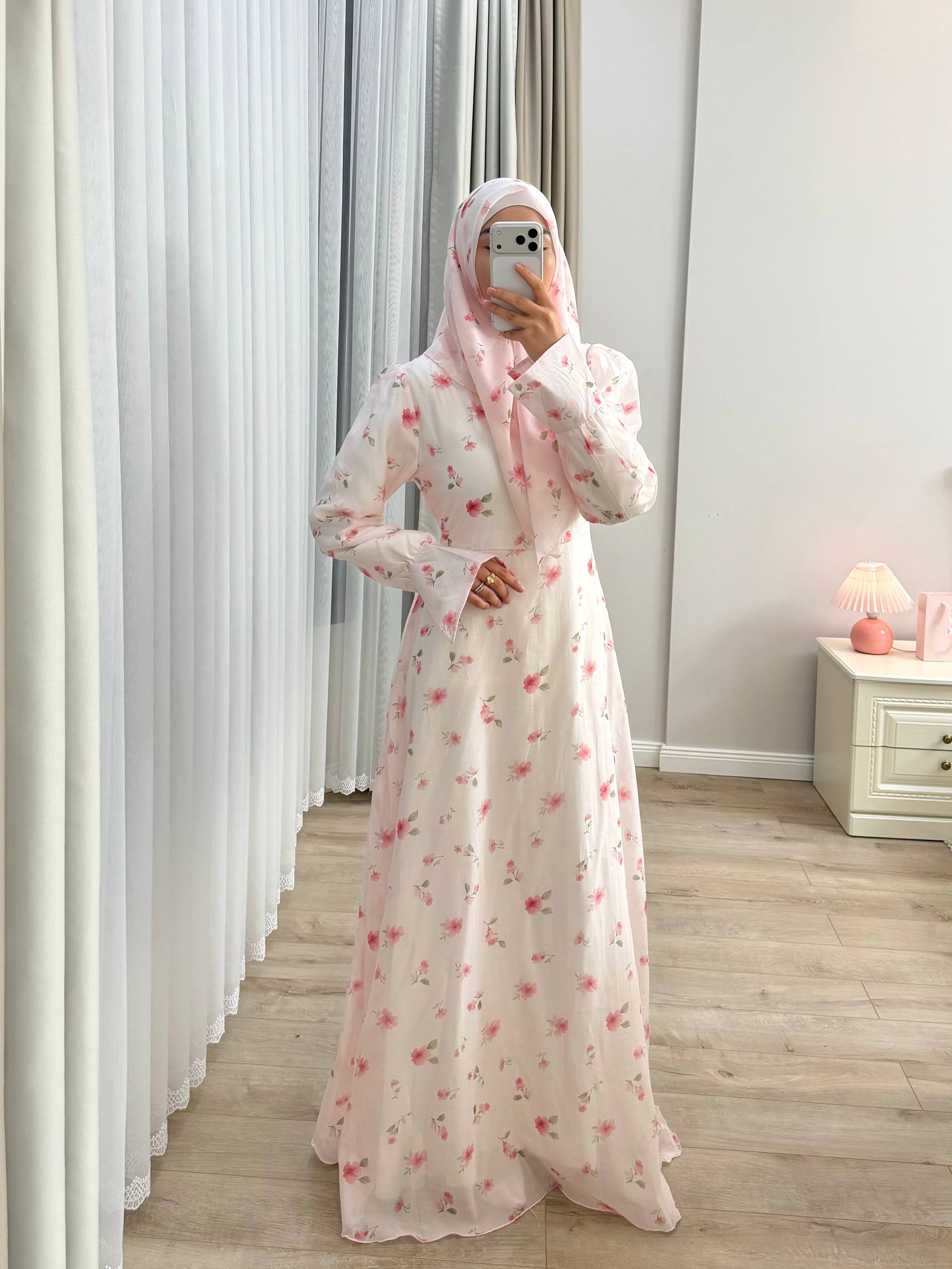 FLORA🌸
Нежное платье, в котором хочется встретить самые...