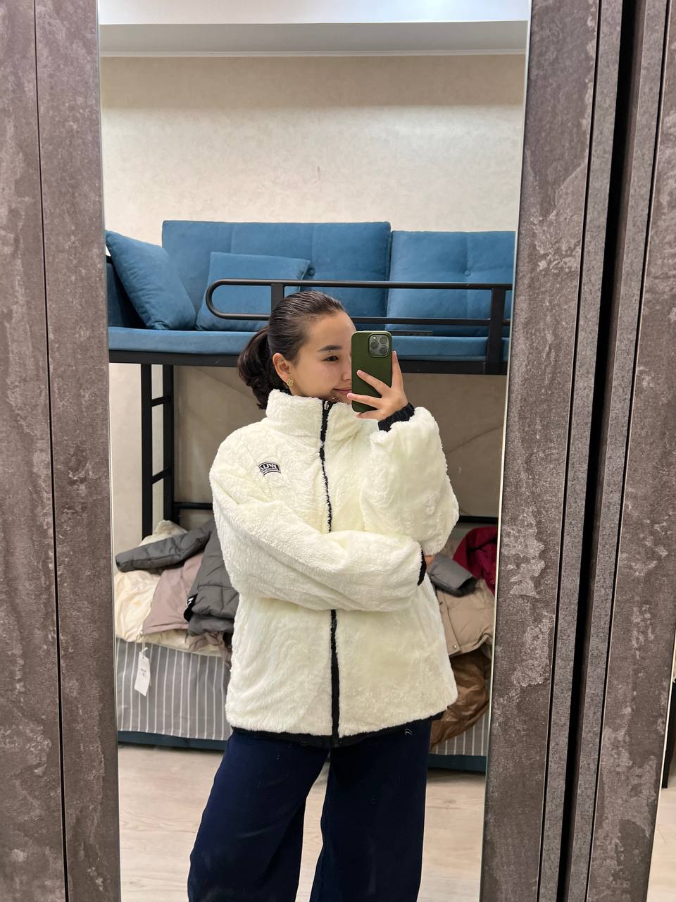 Двухсторонняя зимняя куртка – меняй образ за секунды!
🧥...