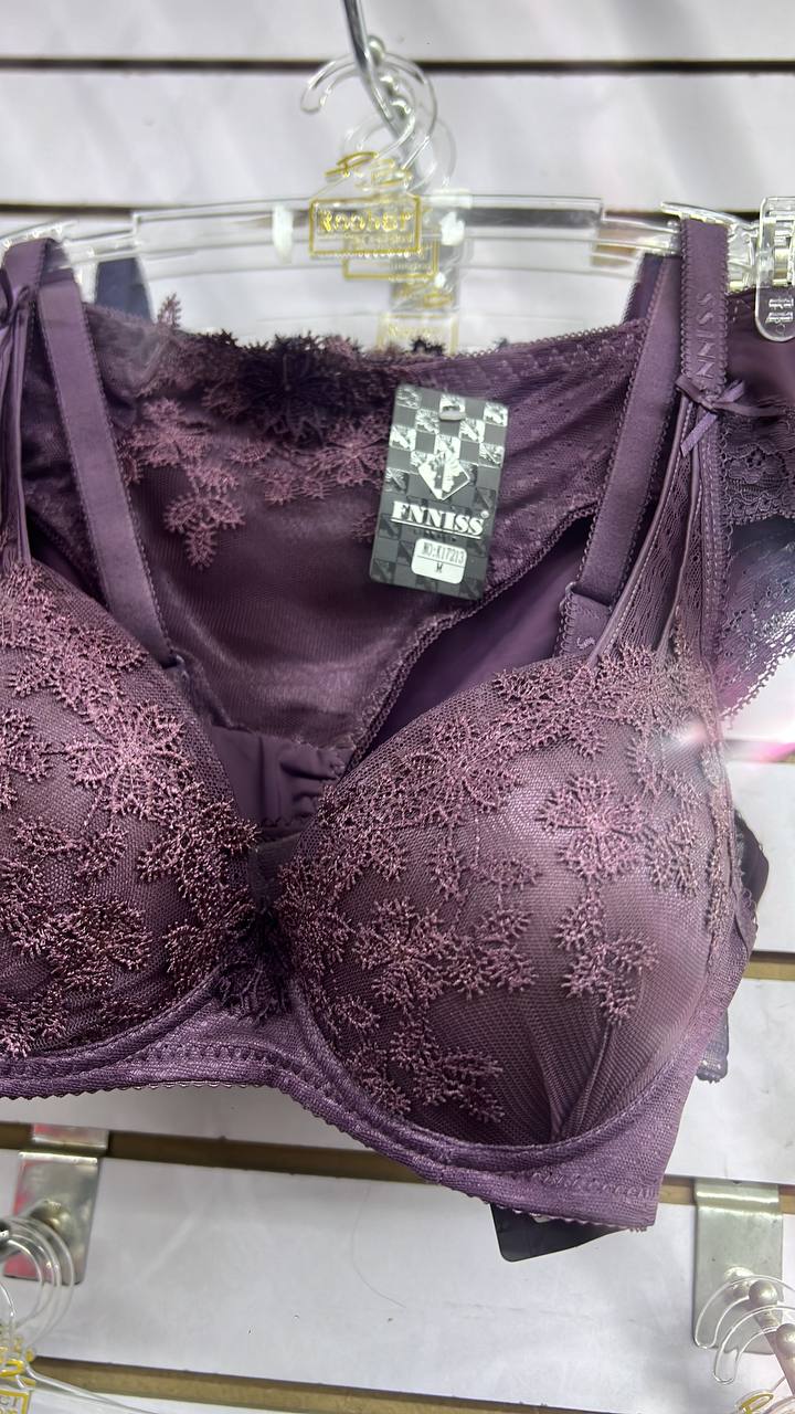 Подростковые лифчики без костей