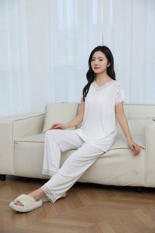 Пижамы  женские