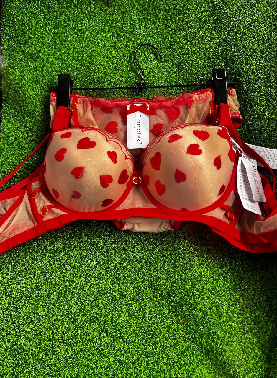 Комплекты белья