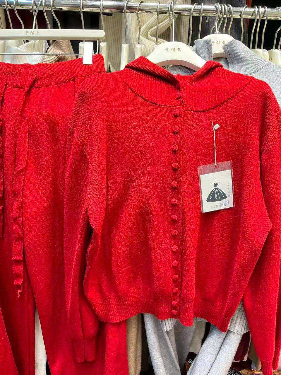 Новое поступ...