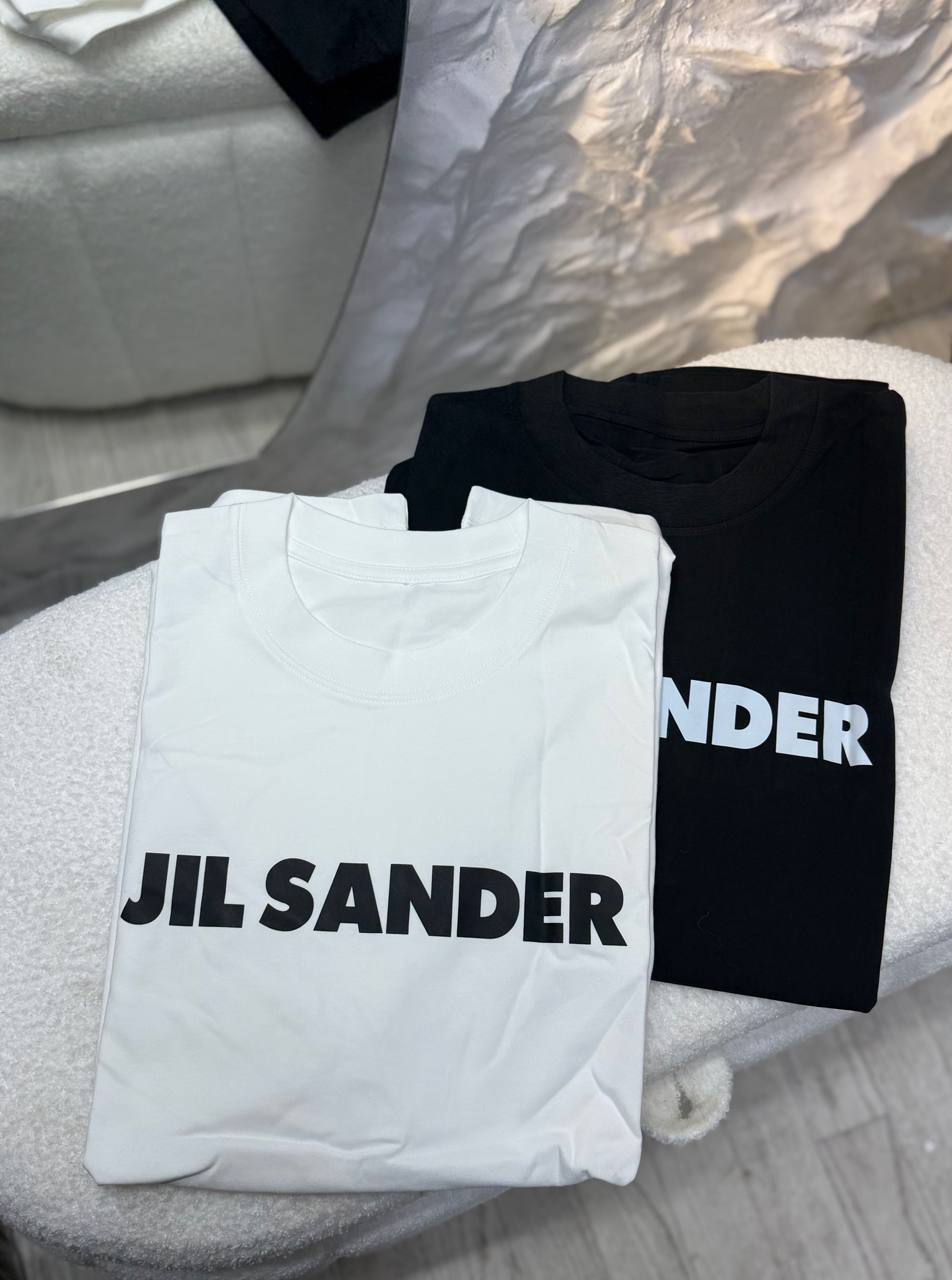 Всеми любимы...