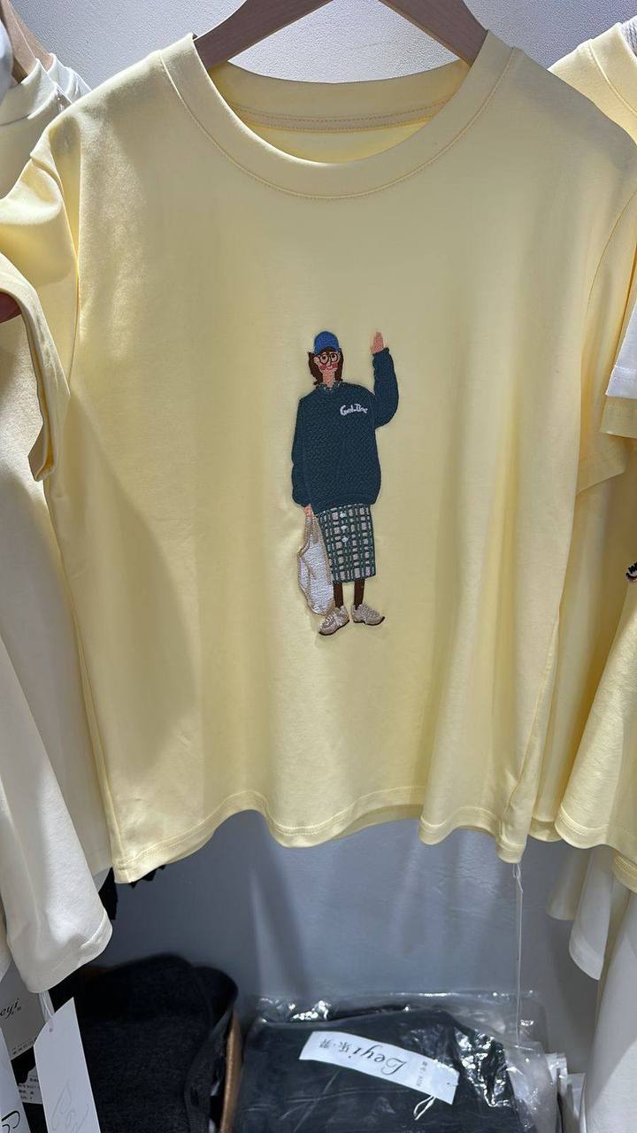 В наличии фу...