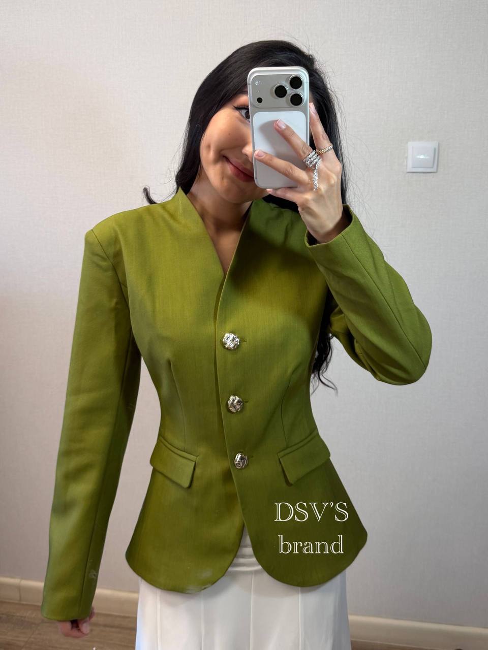 Стильный жак...