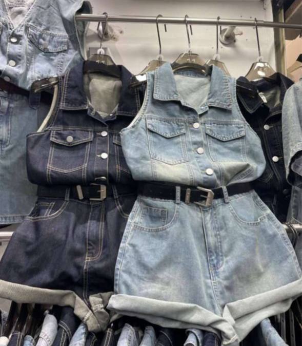 Двойки джинс...