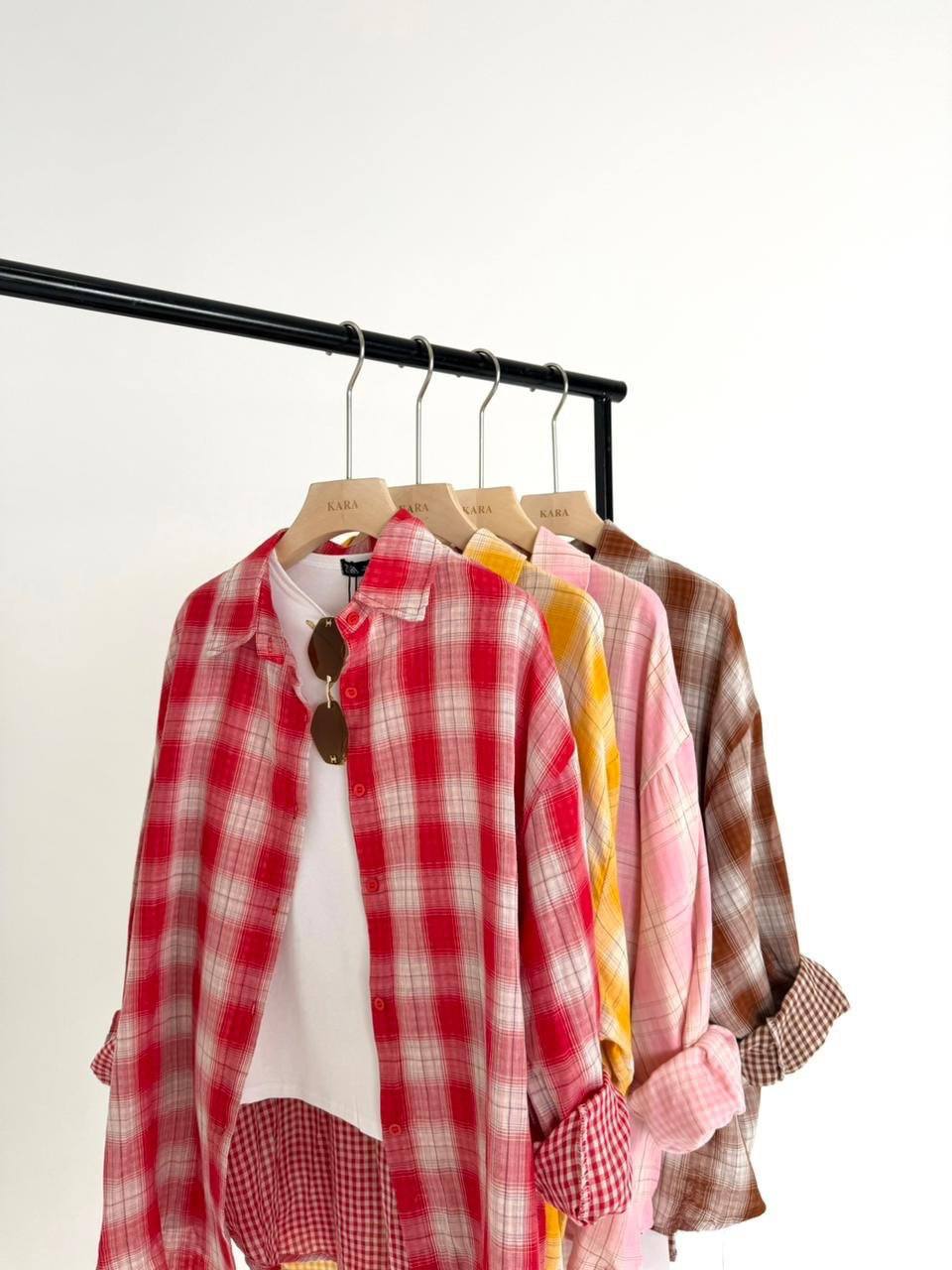 Хлопковая рубашка в клетку с двухсторонним дизайном — м...