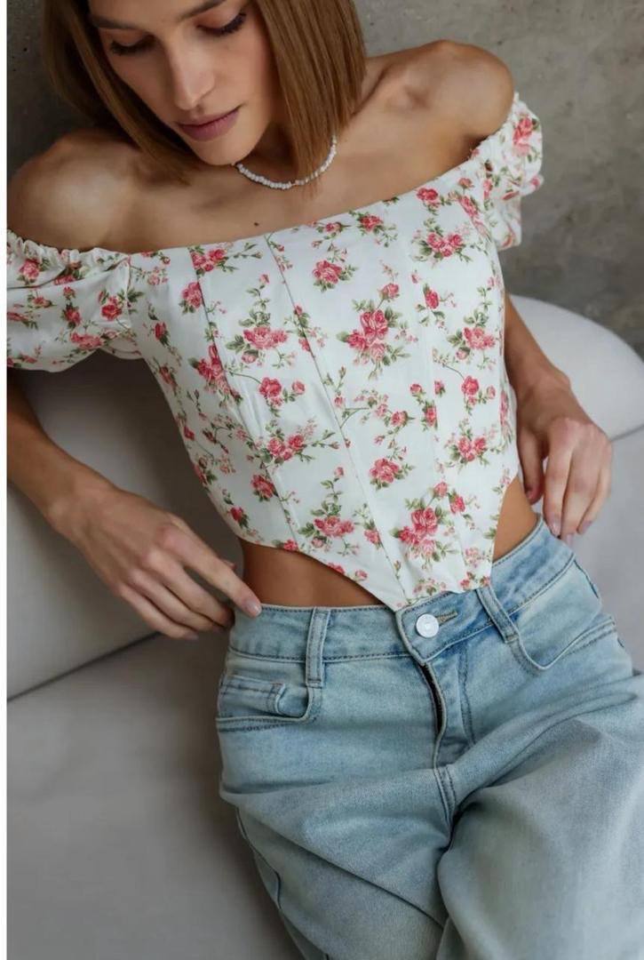 NEW❤️NEW❤️NEW❤️
🌷Нежнейший корсетный топ — идеально для...