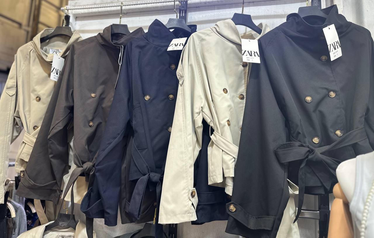Наша вторая хит моделька 🔥
Тренч короткий под Bershka