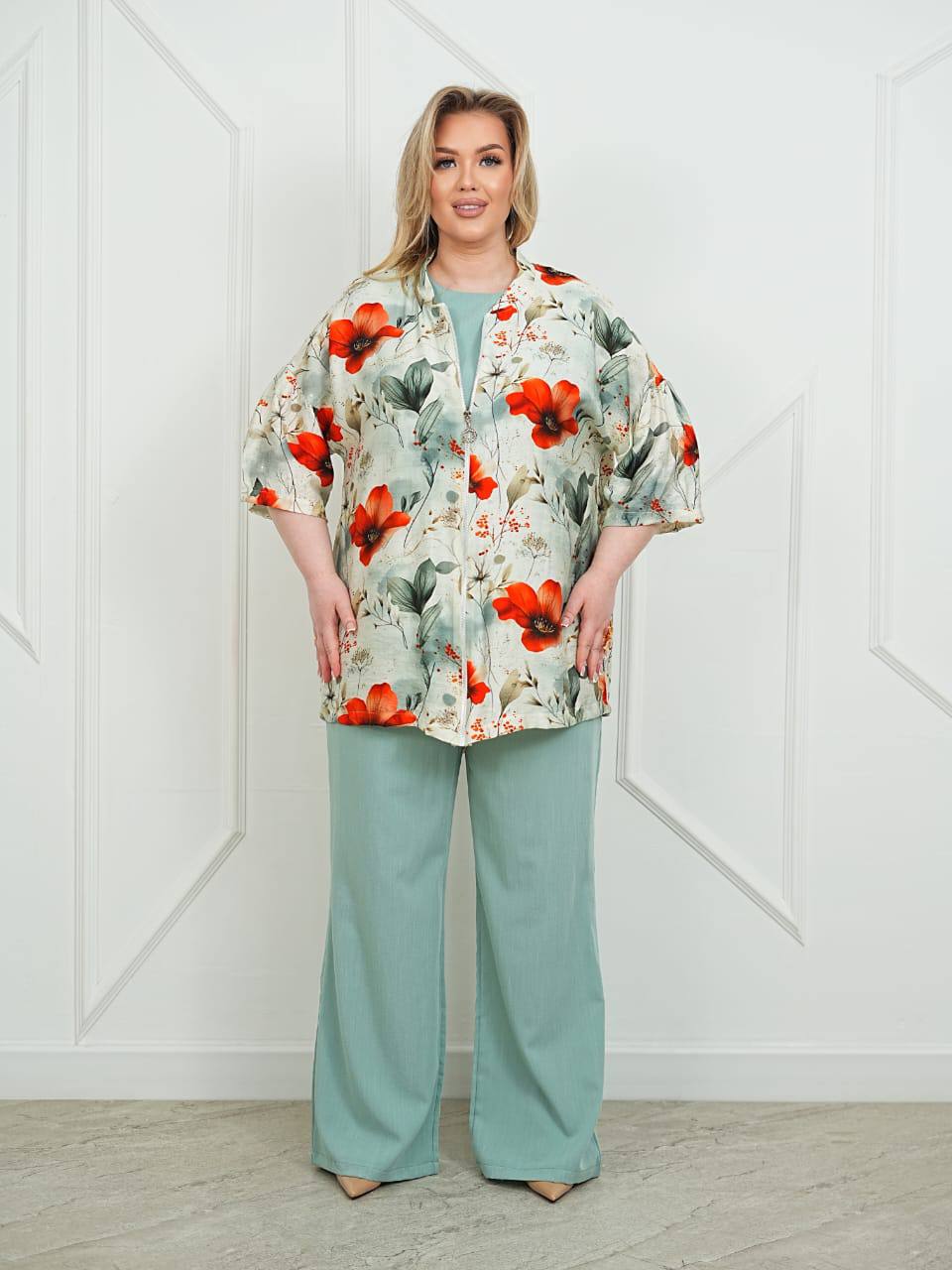 Новинка 
💐Тройка
💐Размер 50 52 54 56 
💐Ткань Лион 
💐Цен...