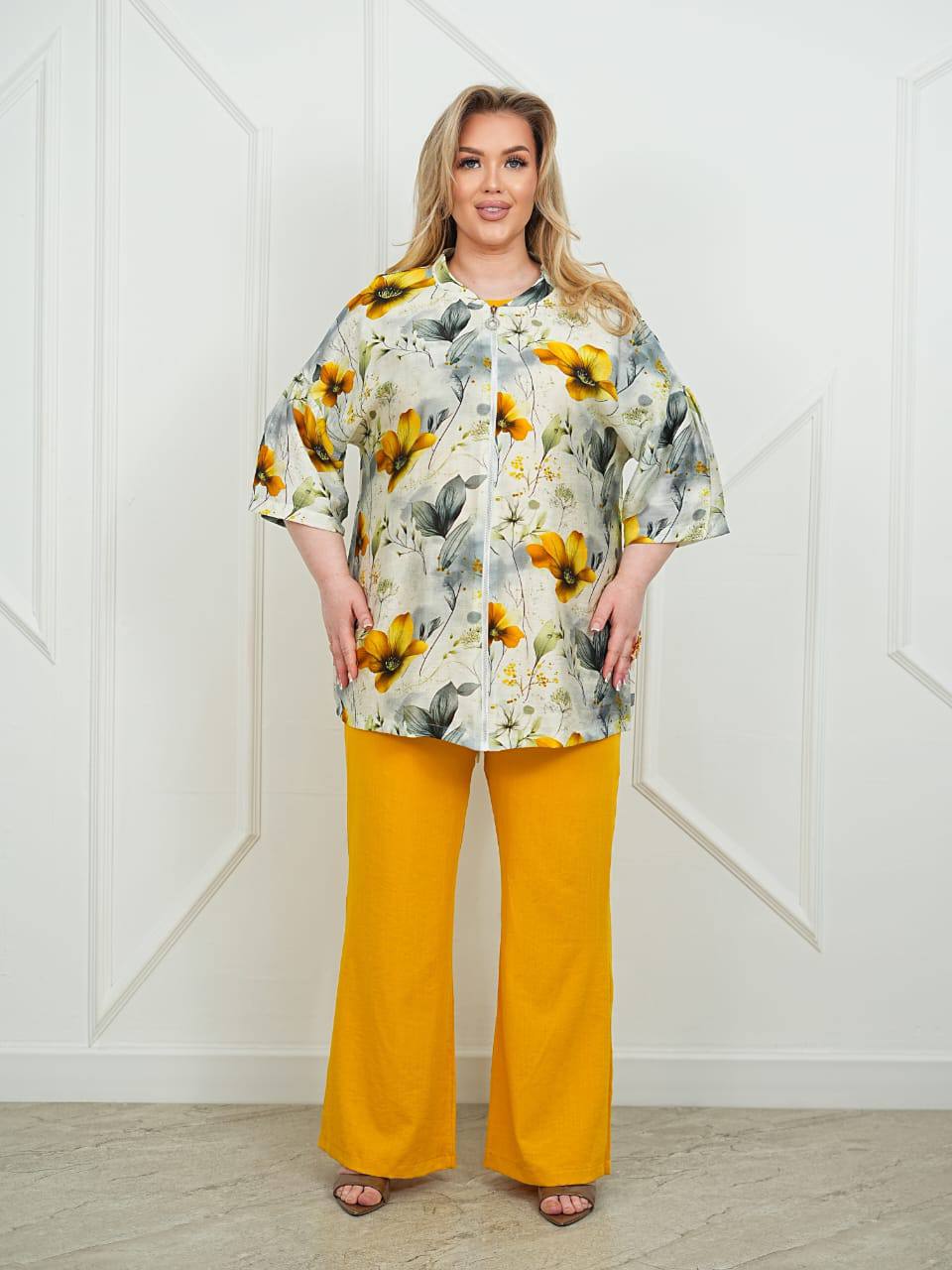 Новинка 
💐Тройка
💐Размер 50 52 54 56 
💐Ткань Лион 
💐Цен...