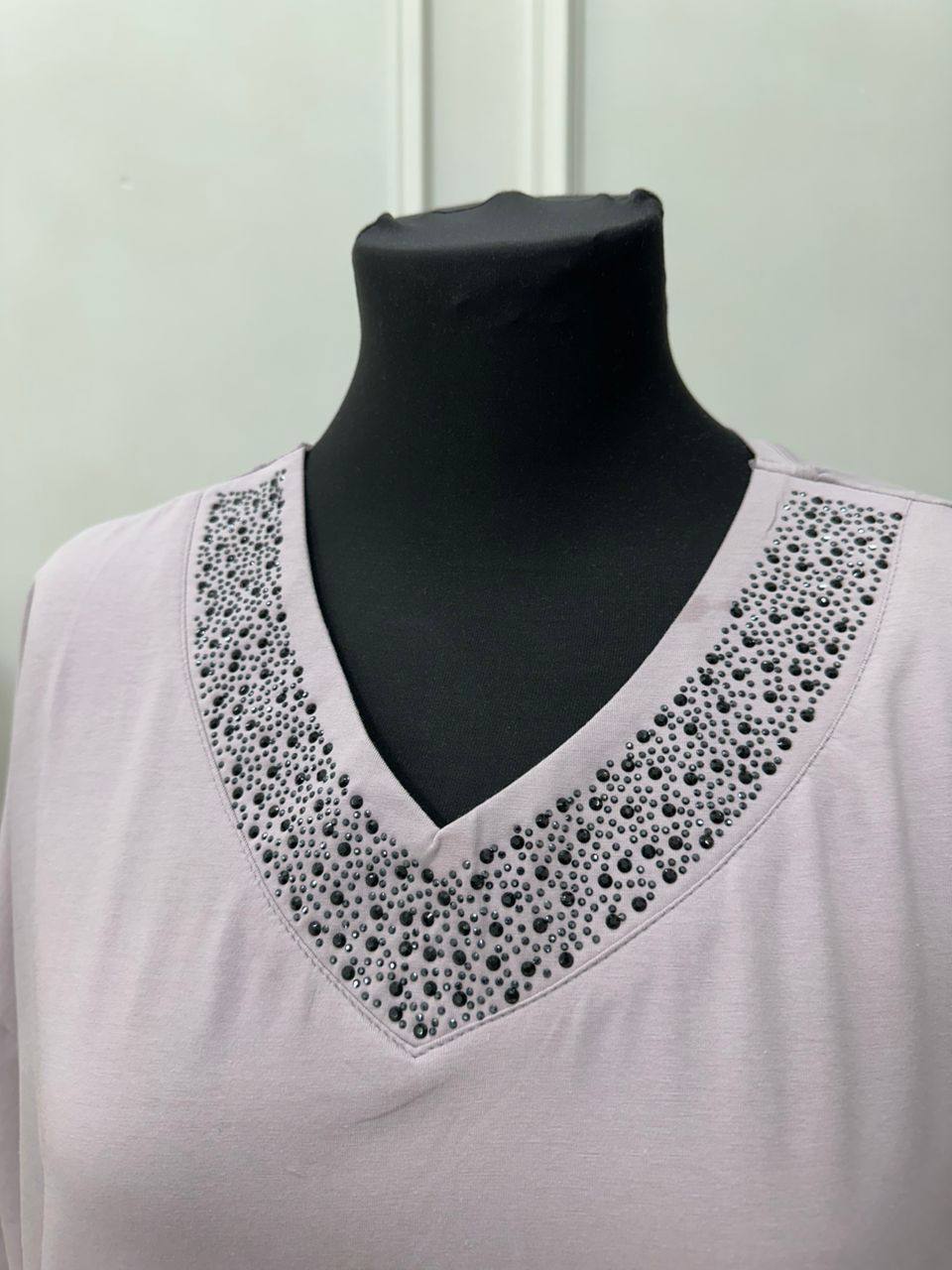 Китай.
Размер;50 по 56 (4 шт в линии)
Цена;680 сом опт....