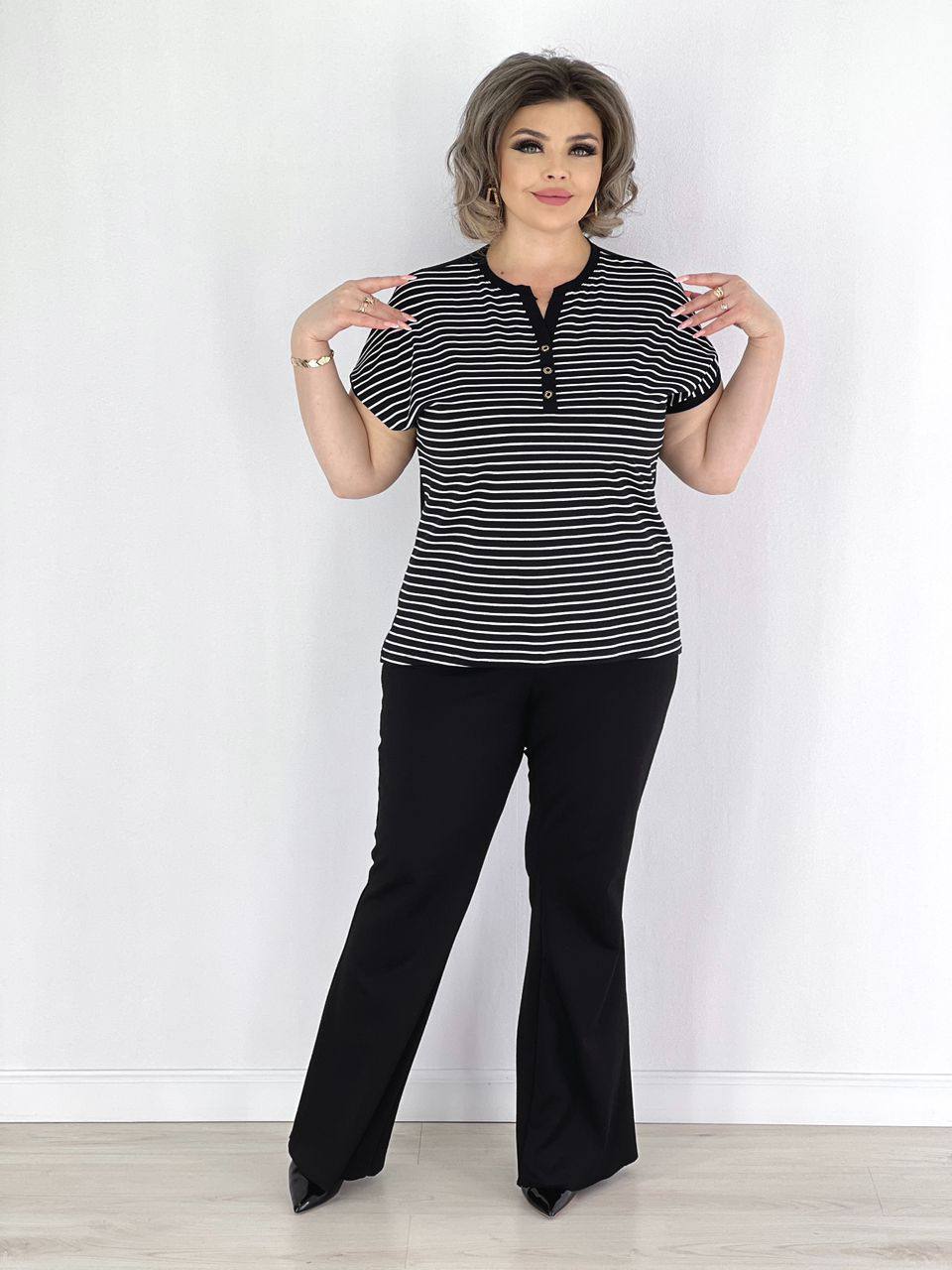 Пекин.
Хб трикотаж.
Размер футболки;50 по 54 (3 шт в ли...