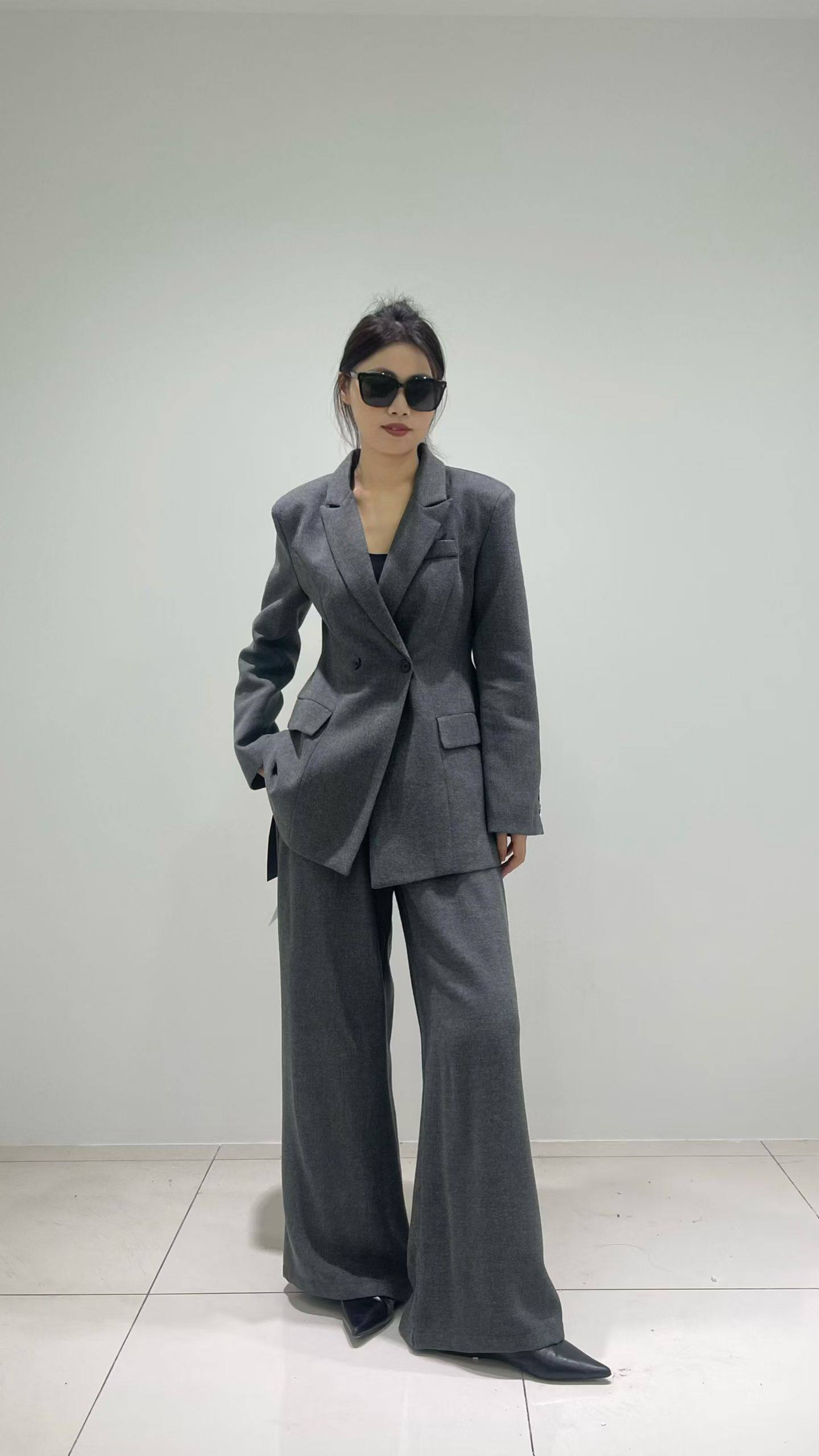 Новое поступ...