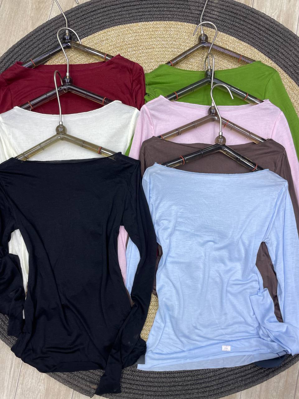 Новое поступ...