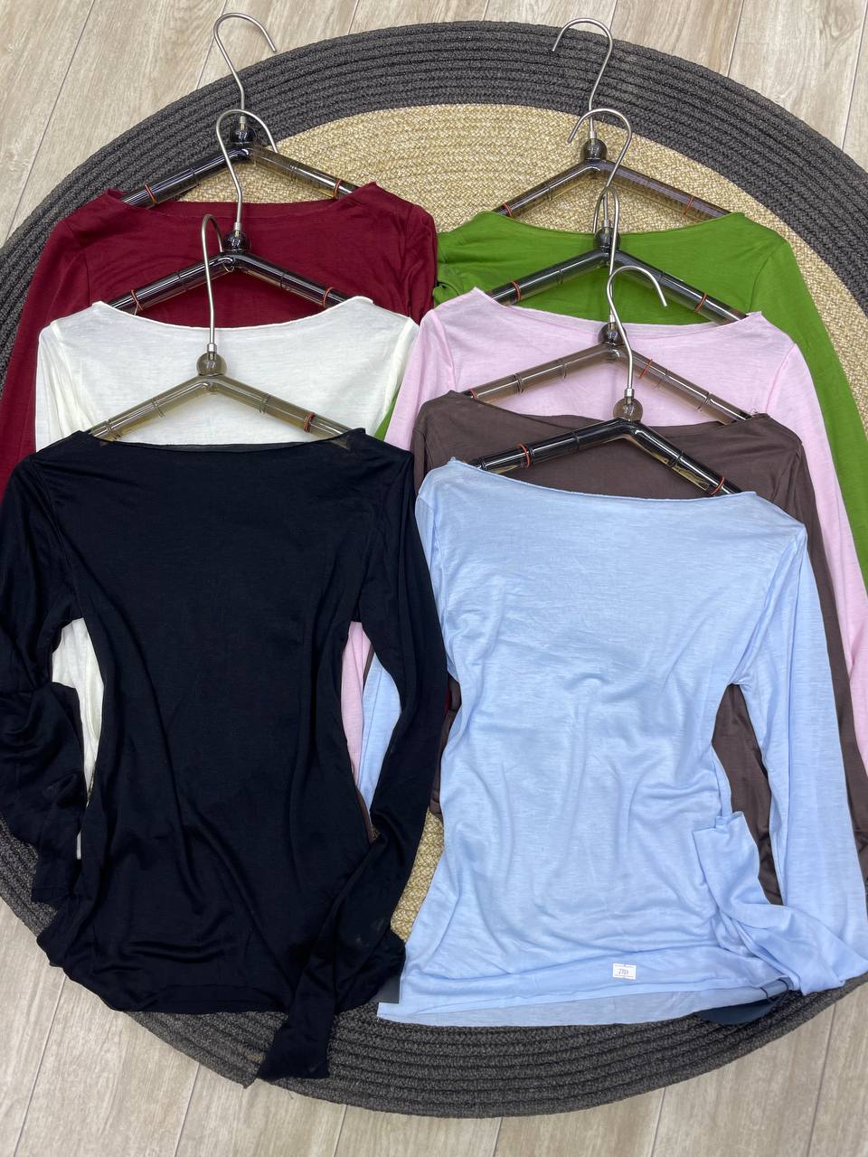 Новое поступ...