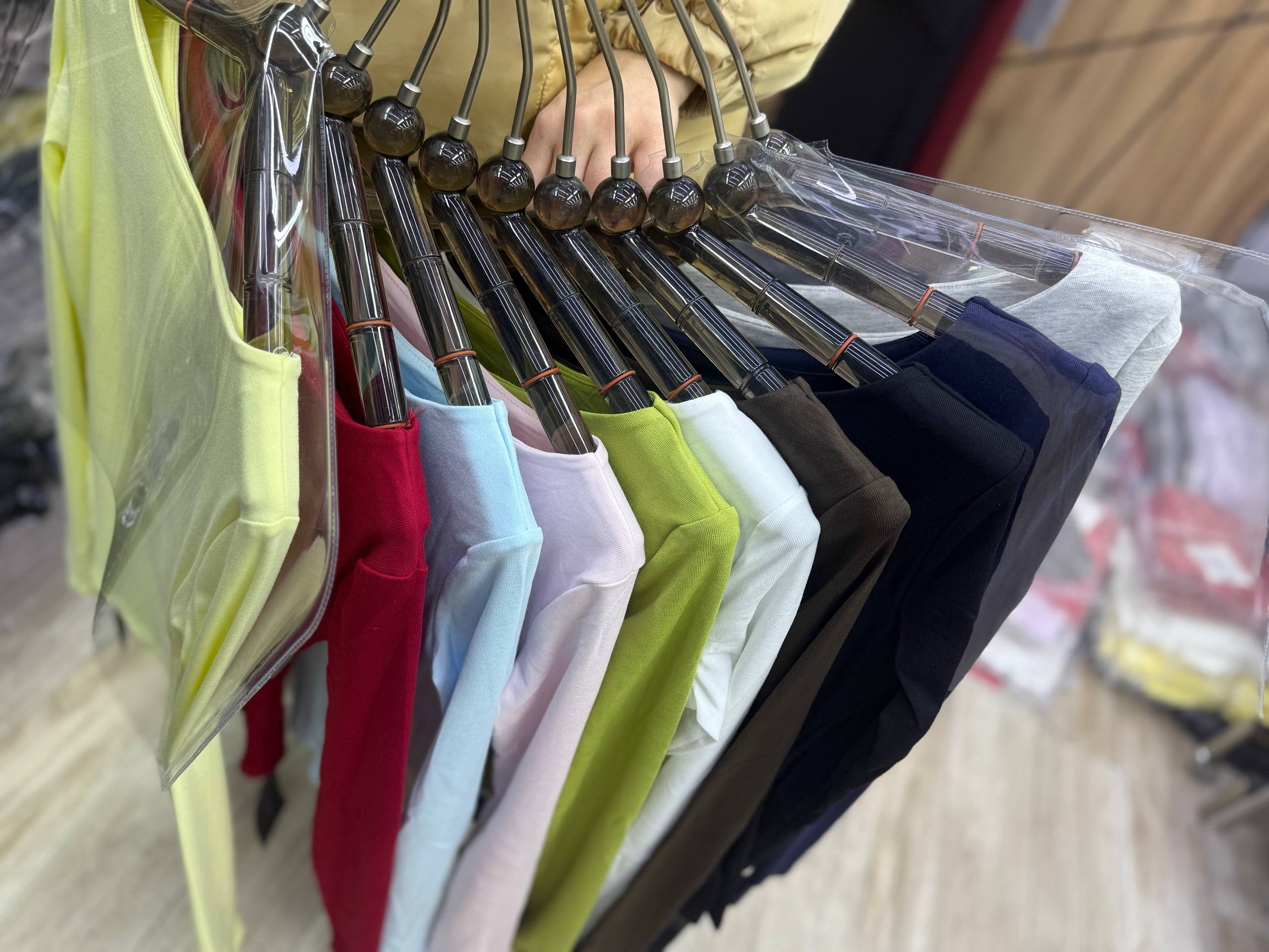 Новое поступ...