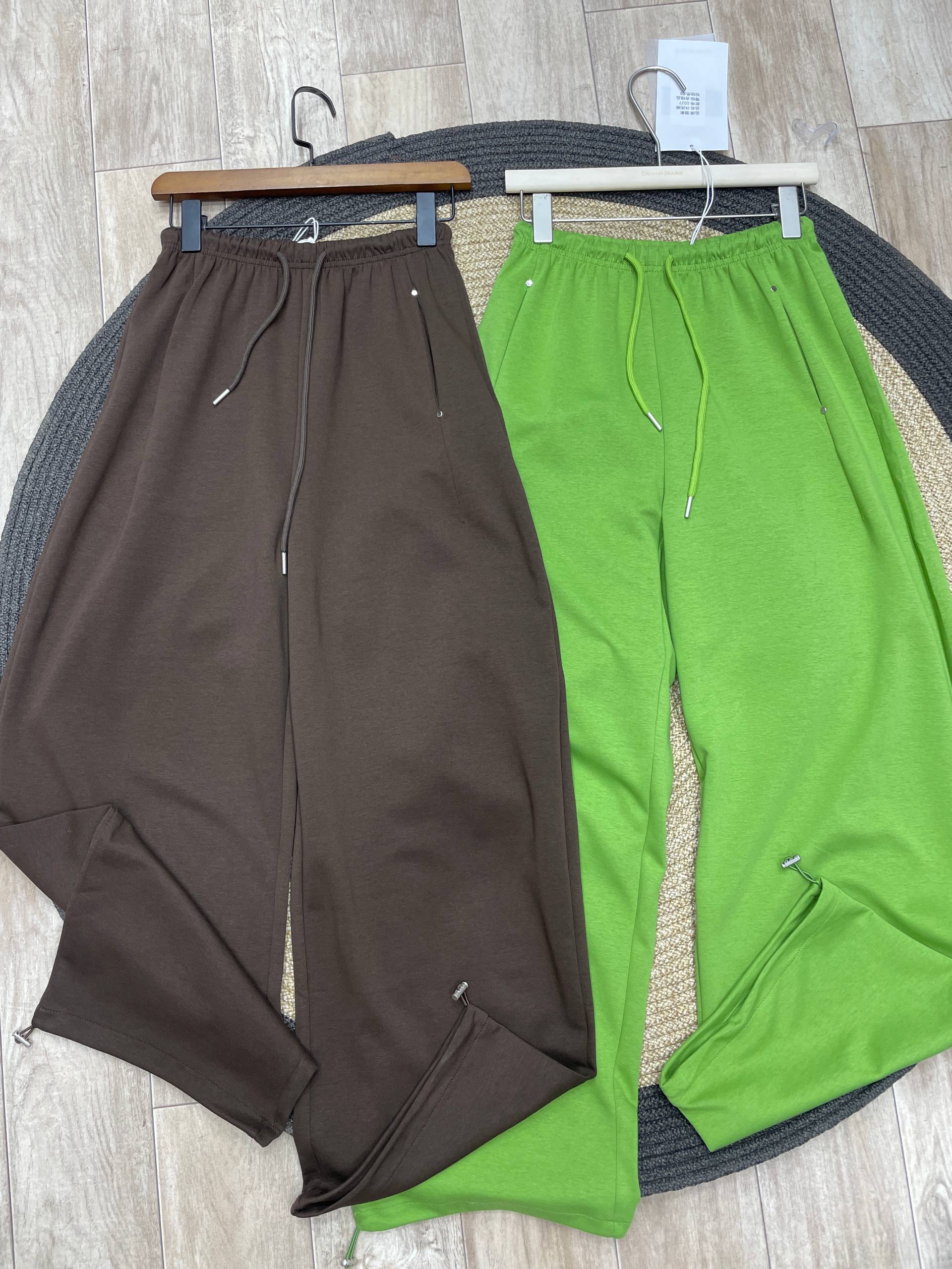 Design by Korea 🌟
Получили классные брючки😍
Багги✨