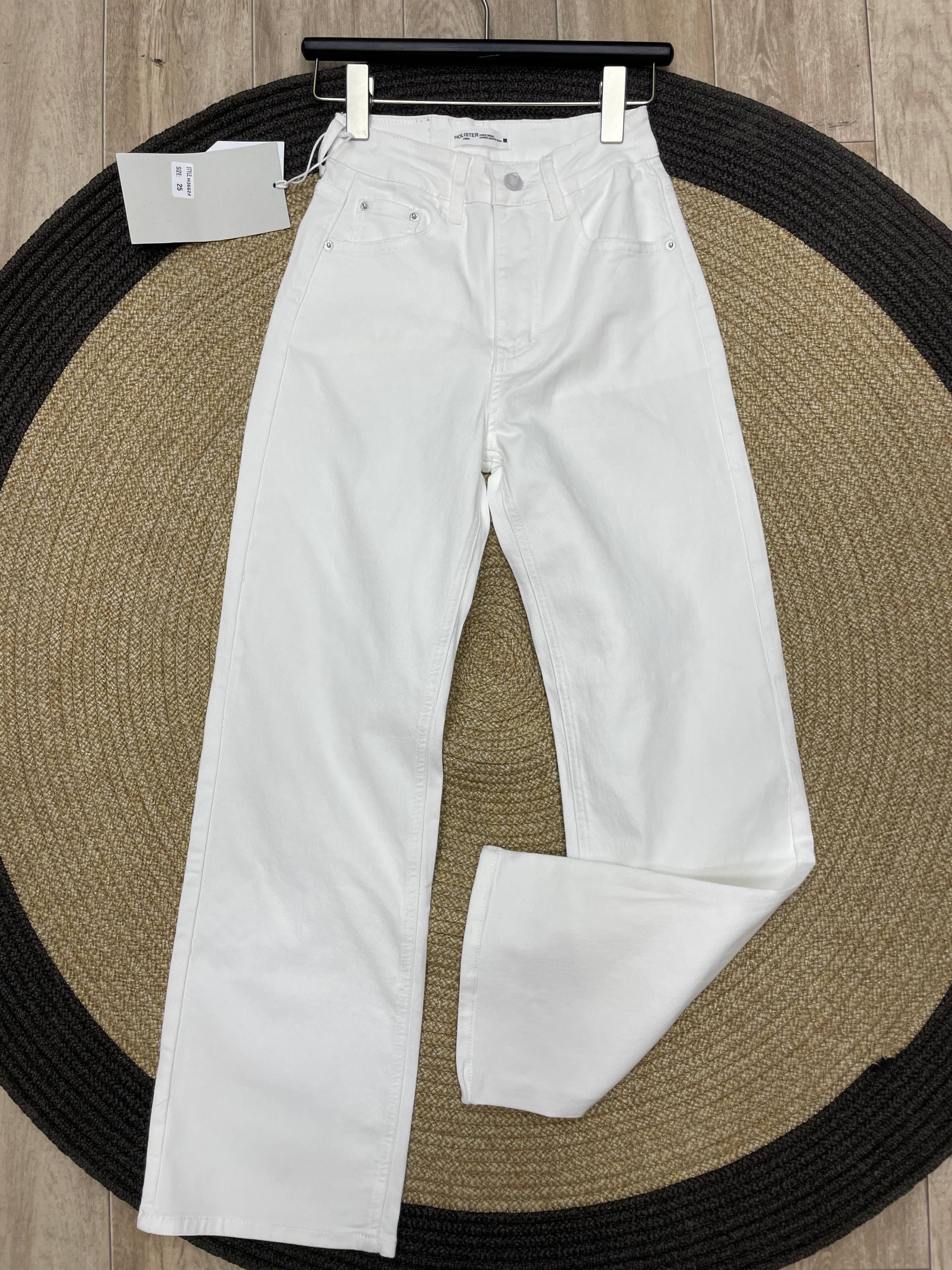 Уважаемые клиенты🌷
Получили повтором белые джинсы 🤍