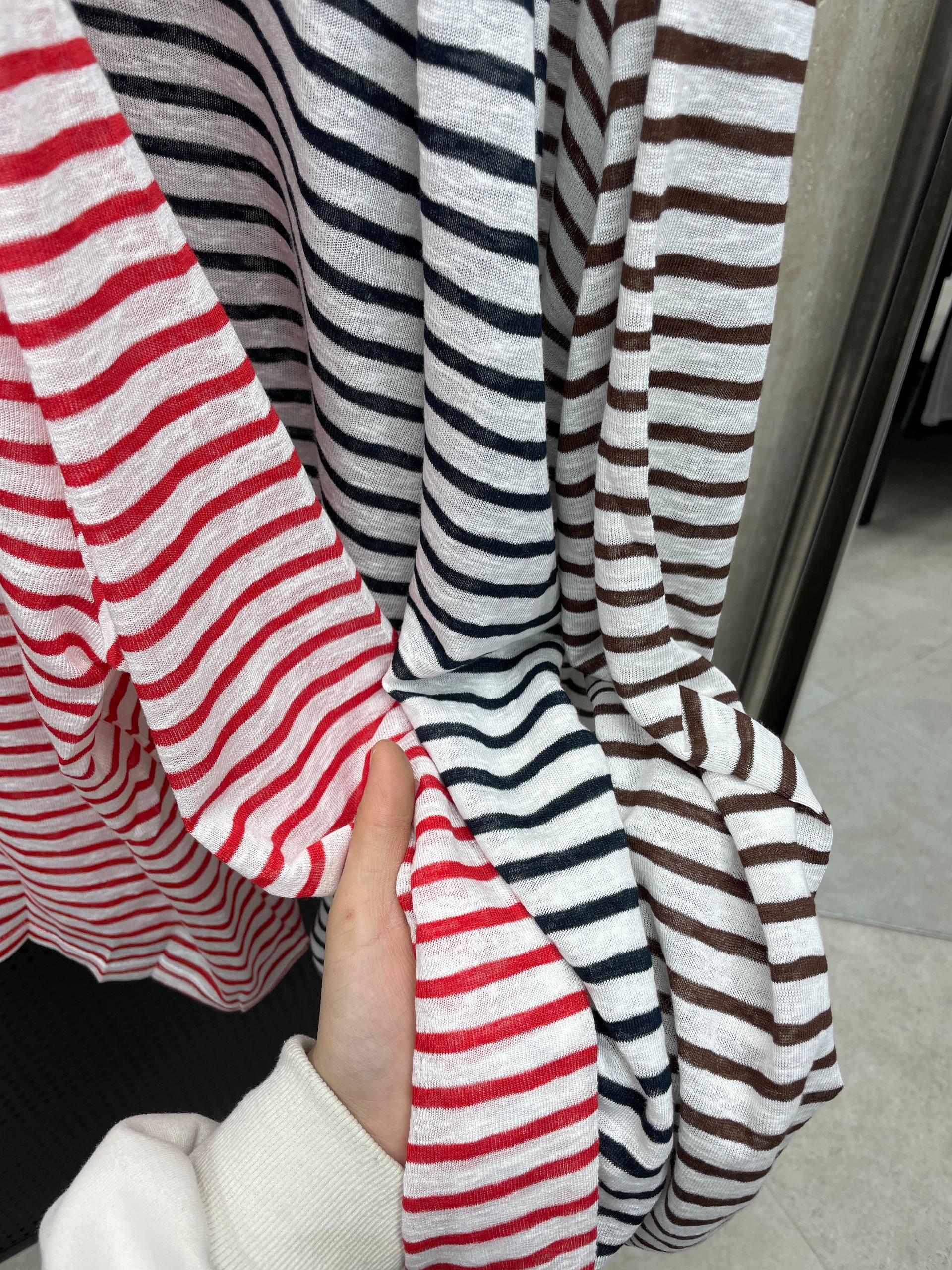 Design by Korea 🌟
Получили Шикарные кофточки в полоску😍