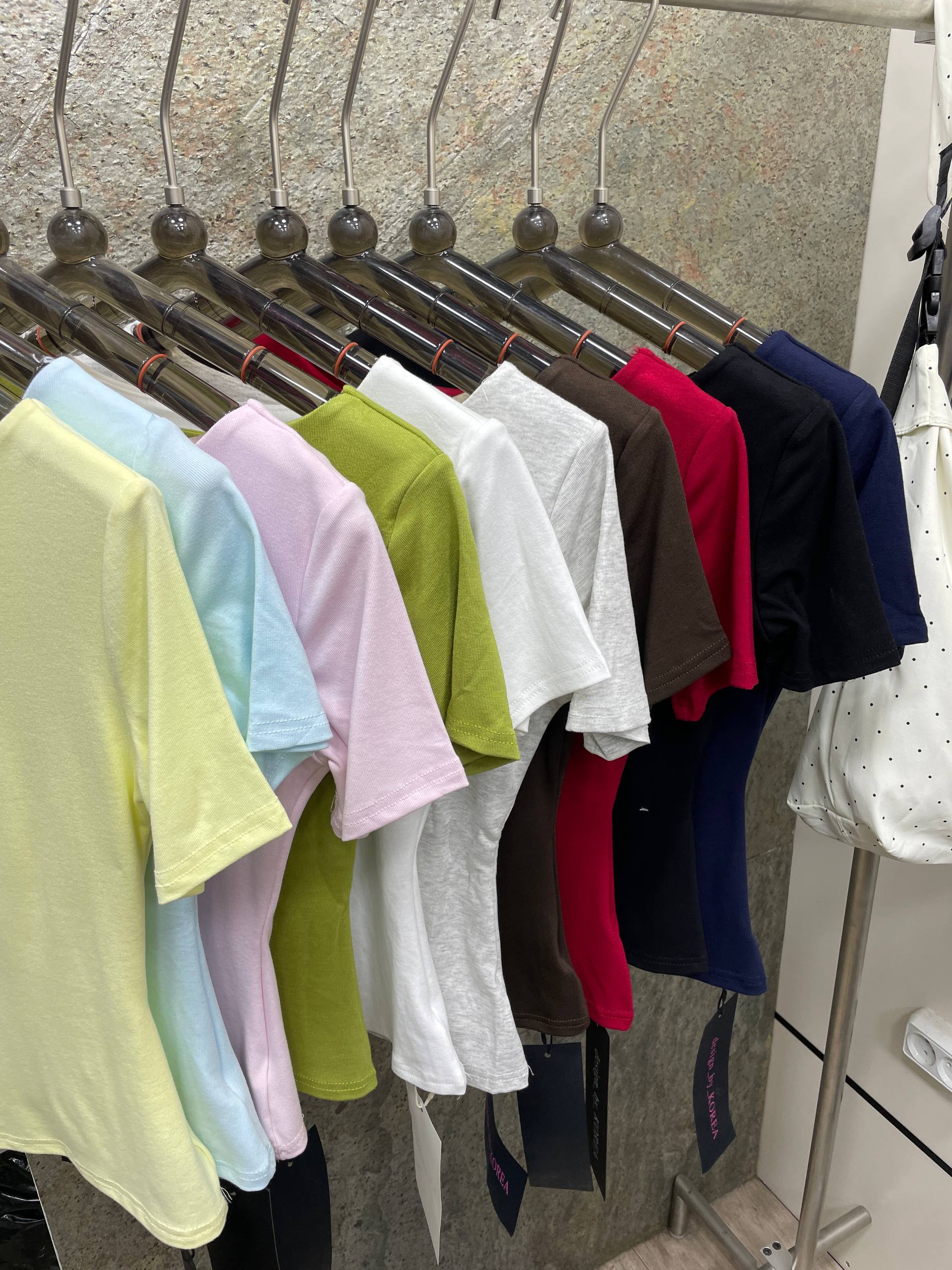 Design by Korea 🌟
Повтором получили наши приталенные фу...