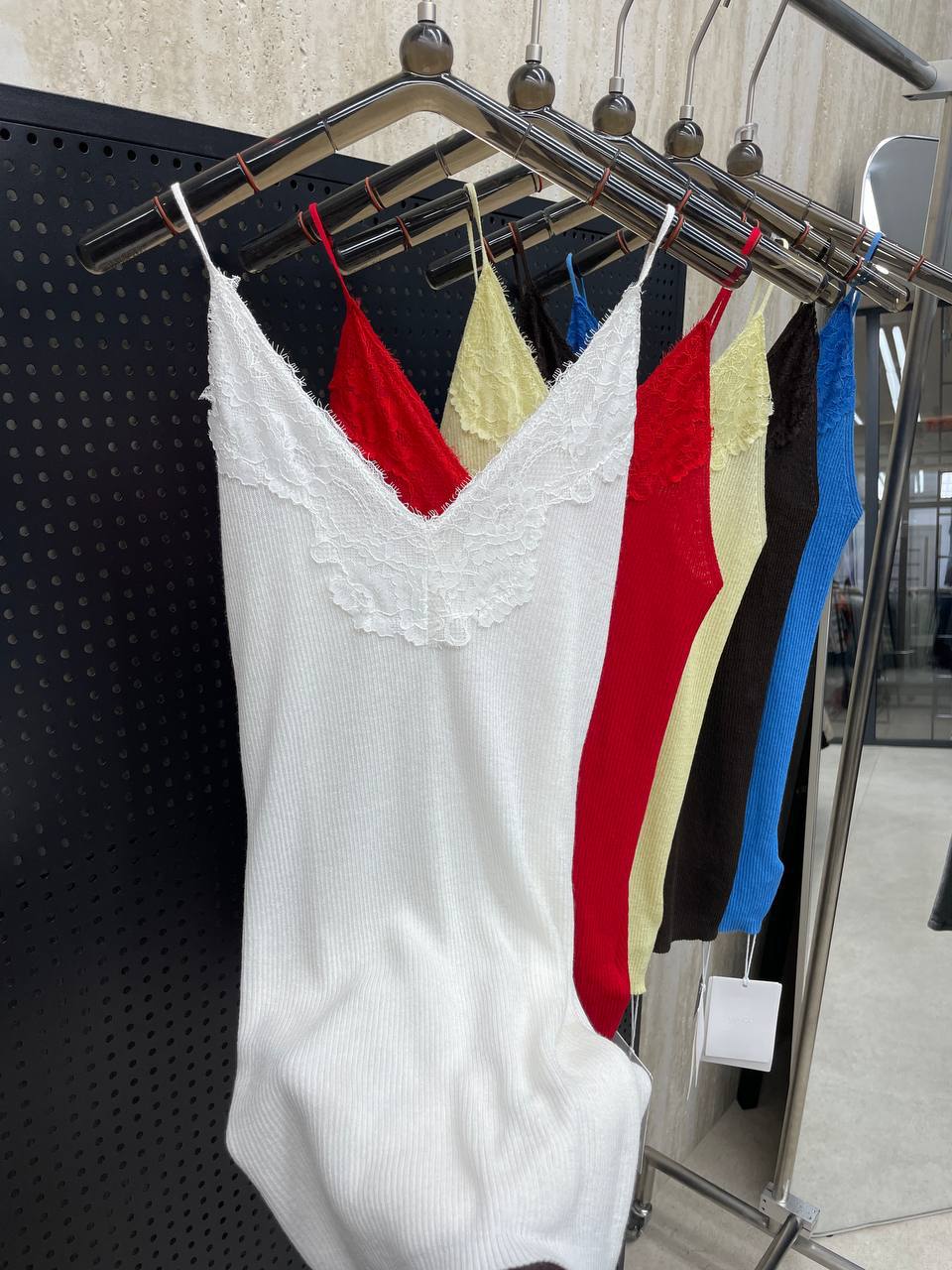 Design by Korea 🌟
В наличии майки yiyou 
Шикарное качес...