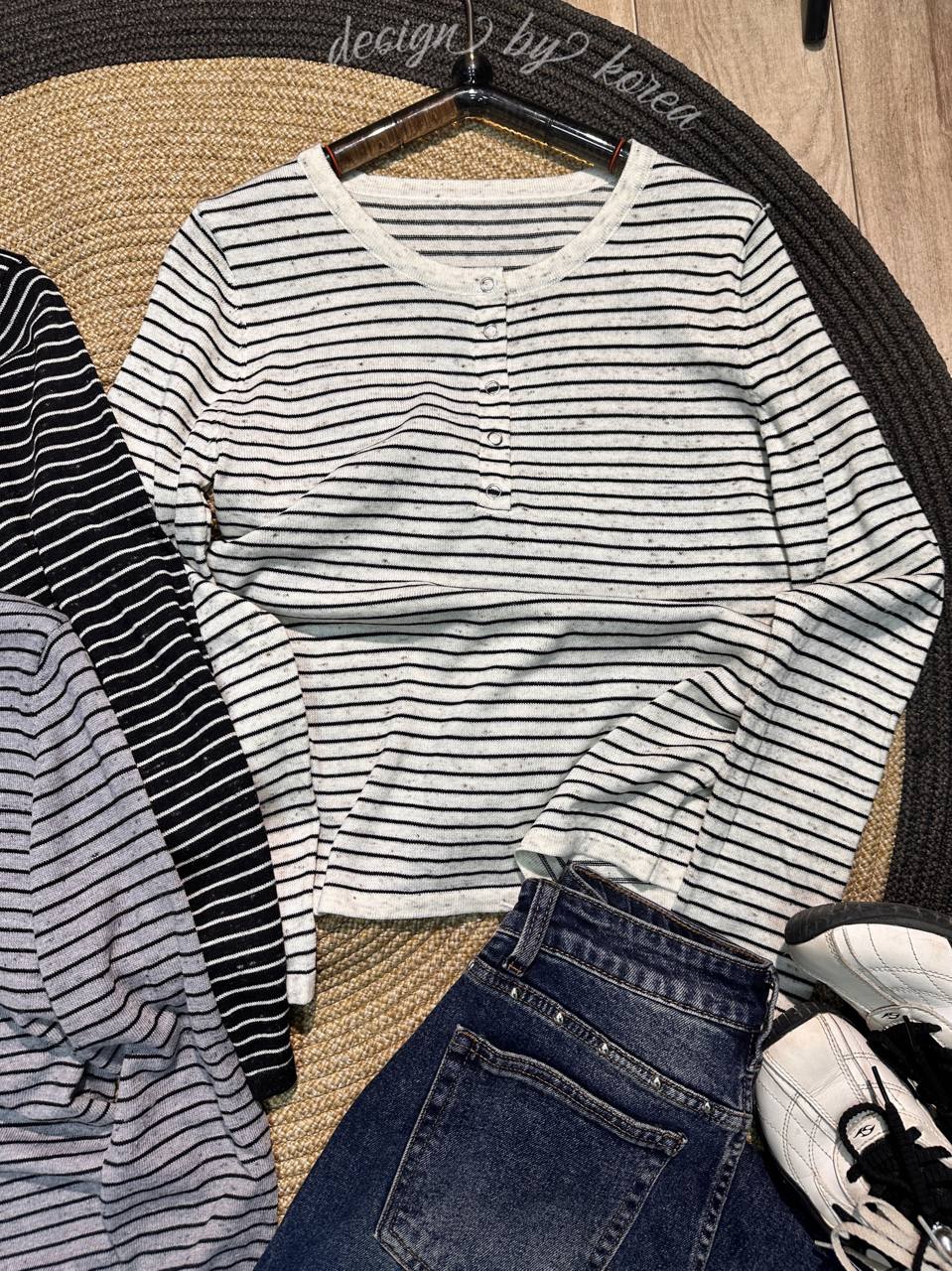 Получили😍
Кофточки в полоску из тонкого трикотажа🤎