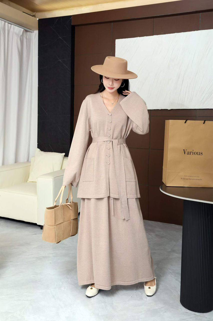 Элегантные трикотажные костюмы