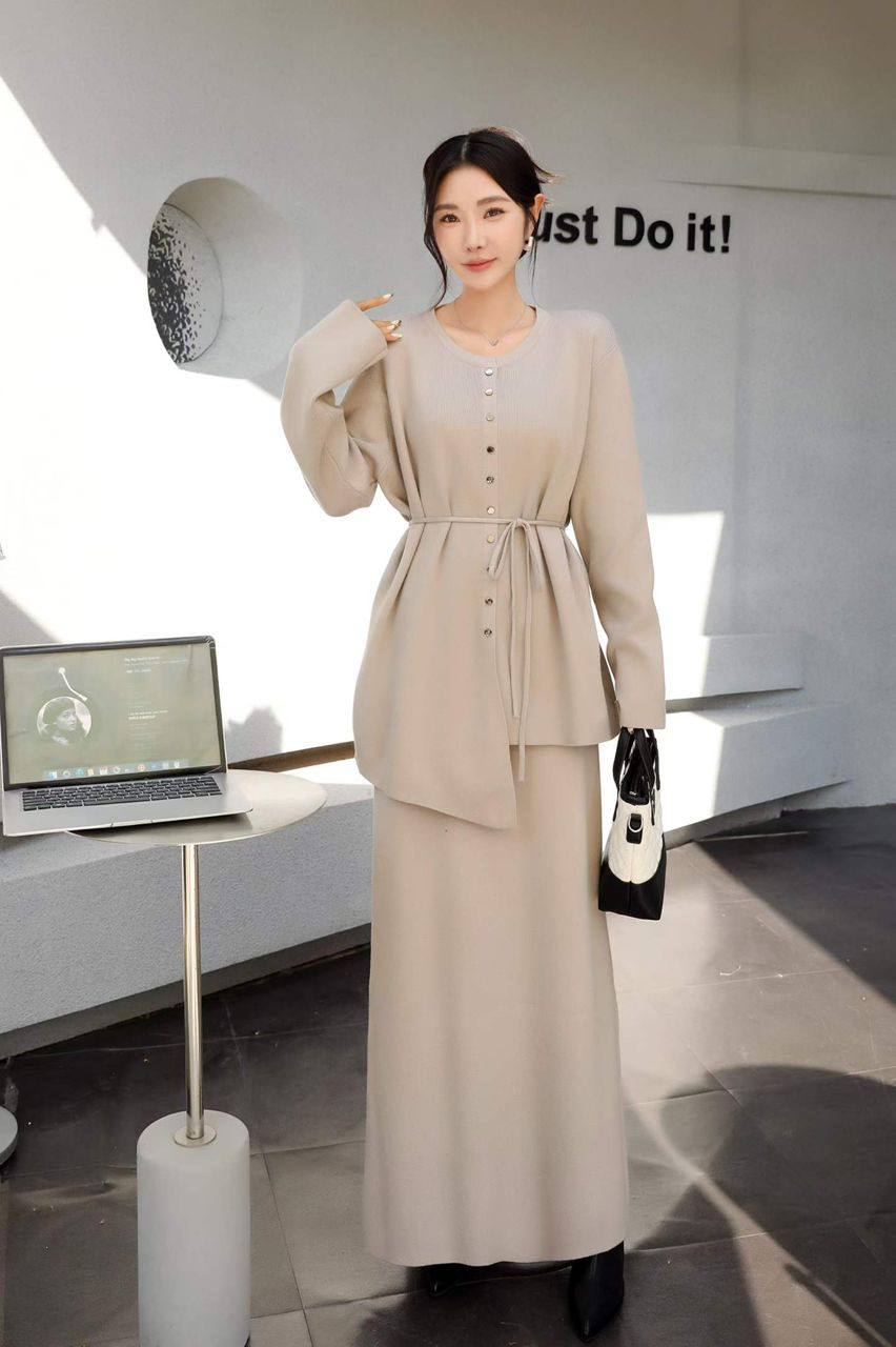 Элегантные трикотажные костюмы