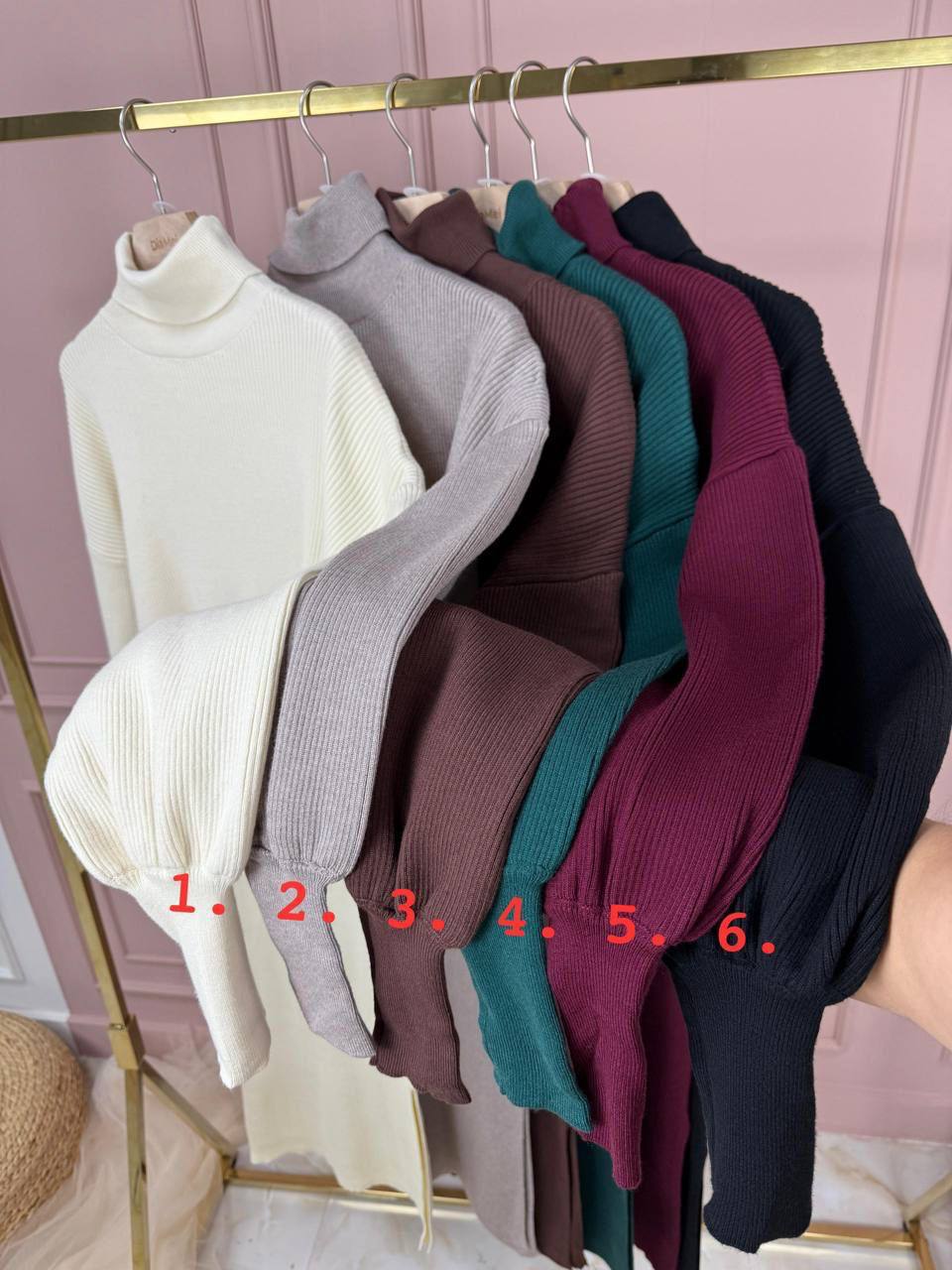 Трикотажная двойка с высоким горлом