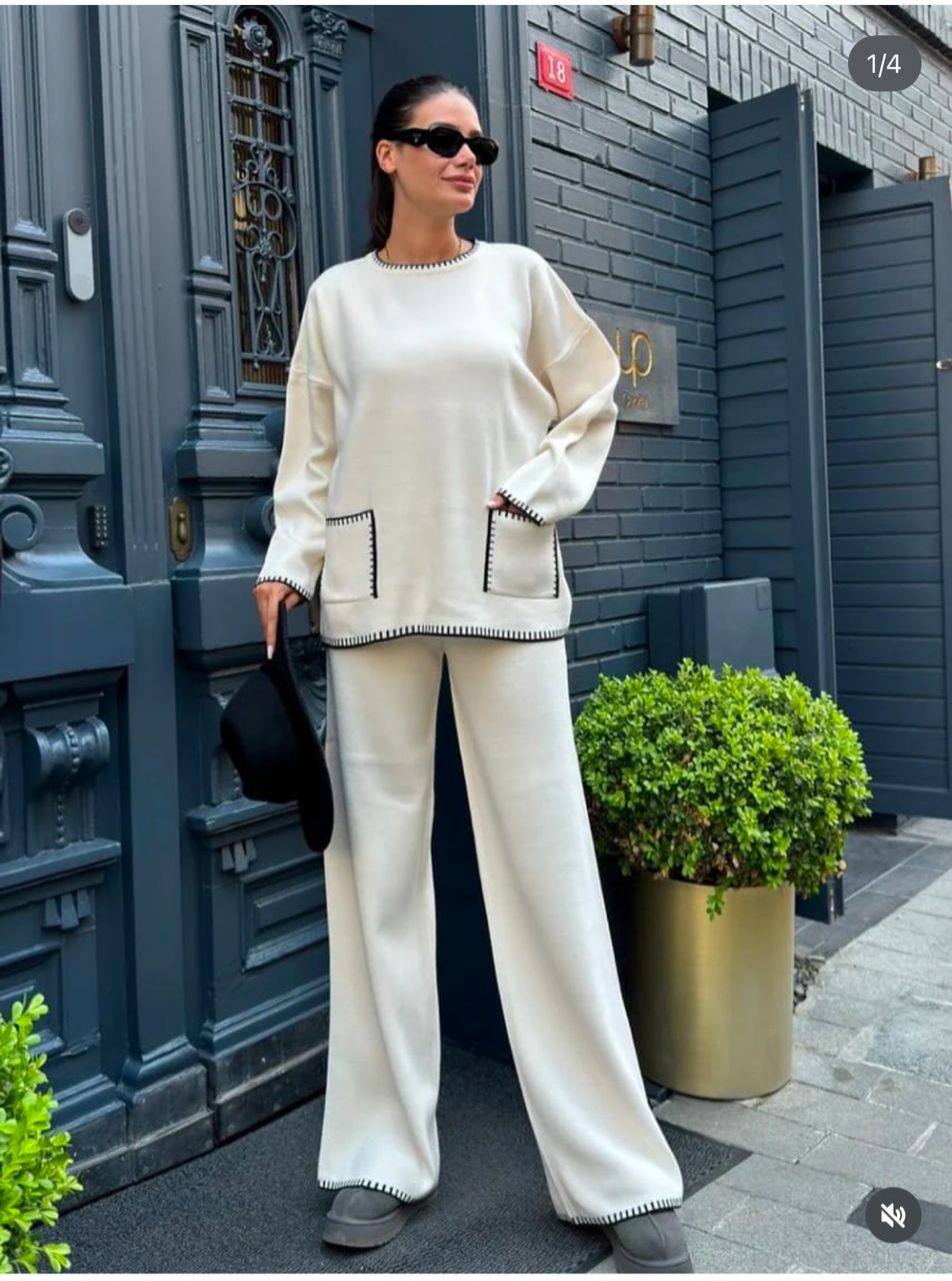 Трикотажная двойка с контрастной отделкой