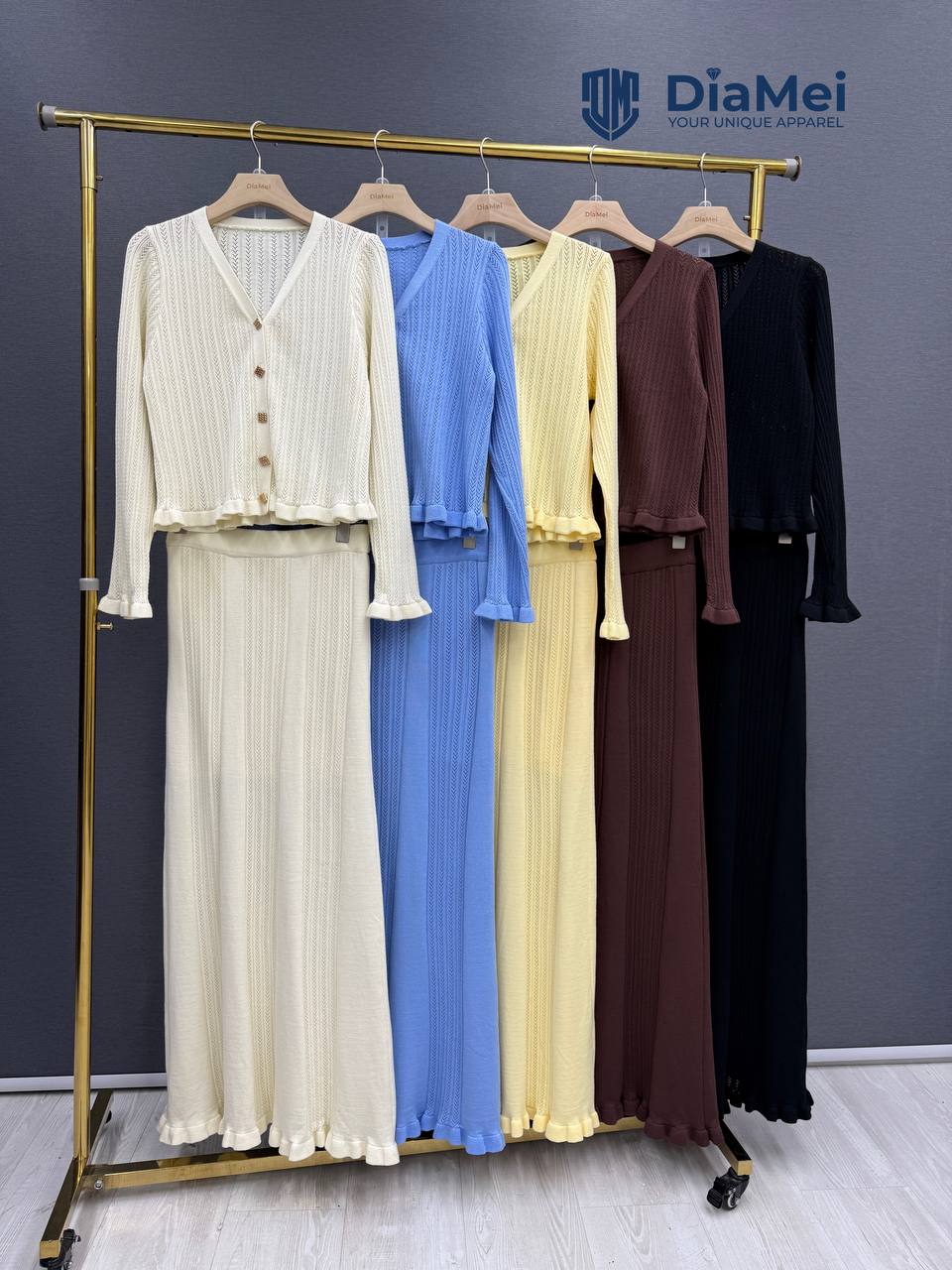 Трикотажная двойка с воланами — новинка сезона!