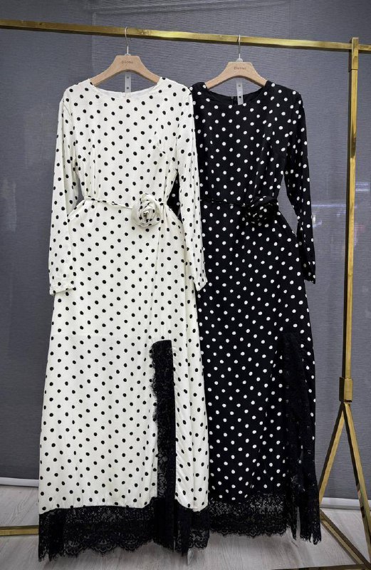 Polka Dot Maxi Dress
Платье в горошек с кружевной отдел...