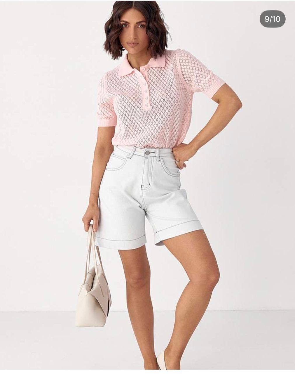 Knit Polo Top
Трикотажное поло с пуговицами — стильная ...