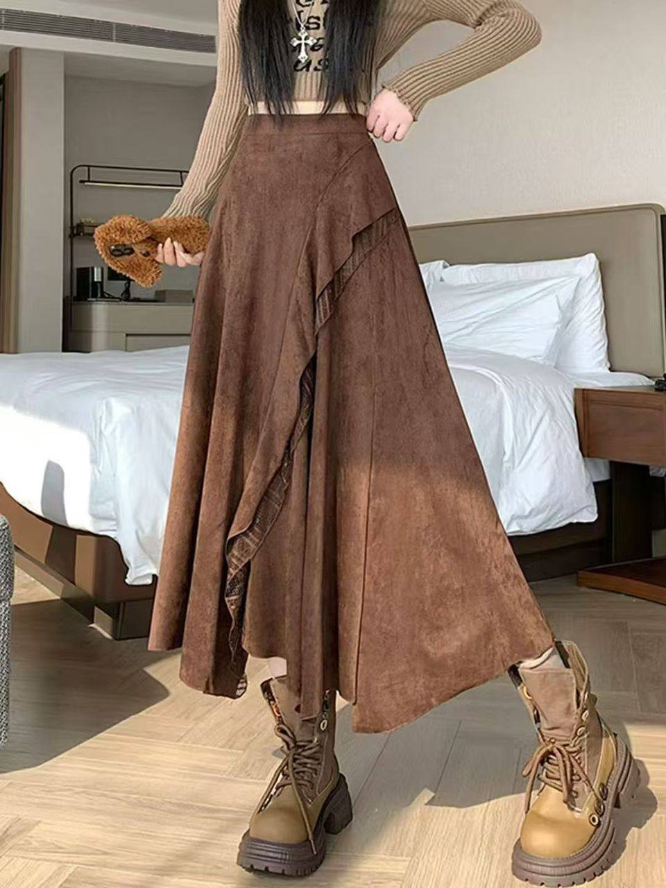 Vintage Suede Skirt
Винтажная замшевая юбка асимметрия