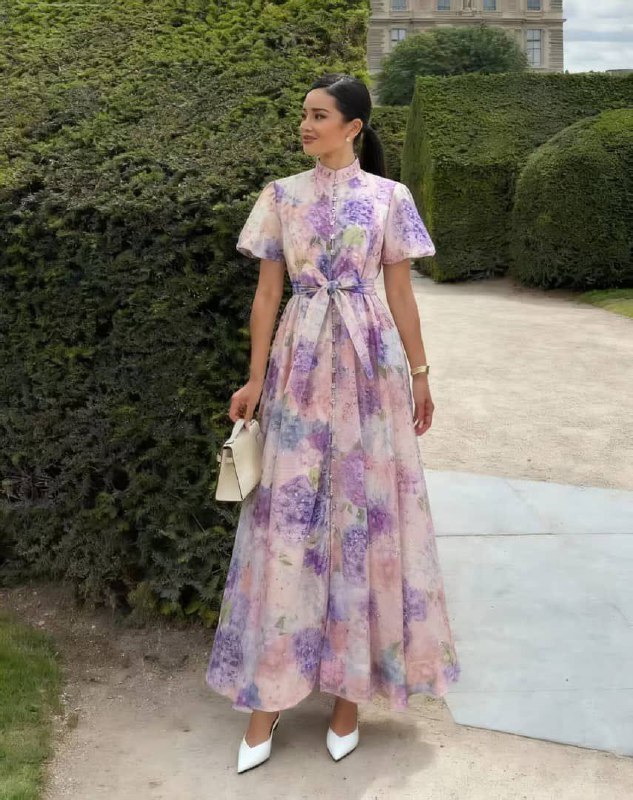 Floral Midi Dress
Воздушное платье миди с цветочным при...