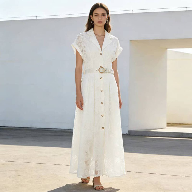 Lace Maxi Dress
Элегантное кружевное платье макси с поя...