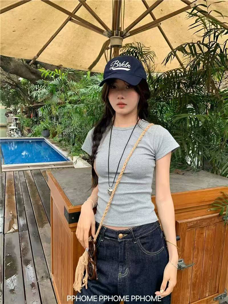 🤍🖤 Basic Fit...