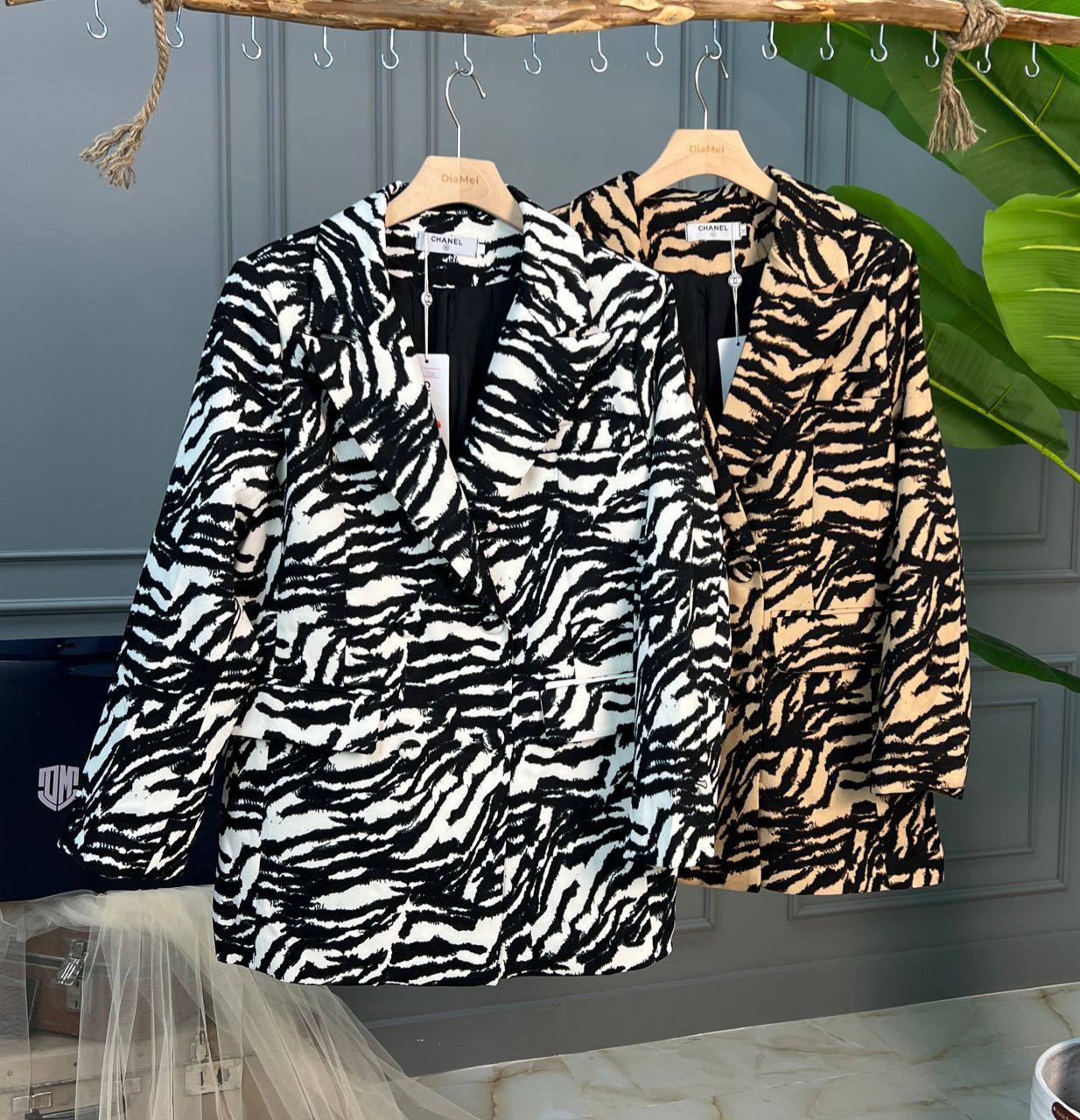 Пиджак с принтом зебра