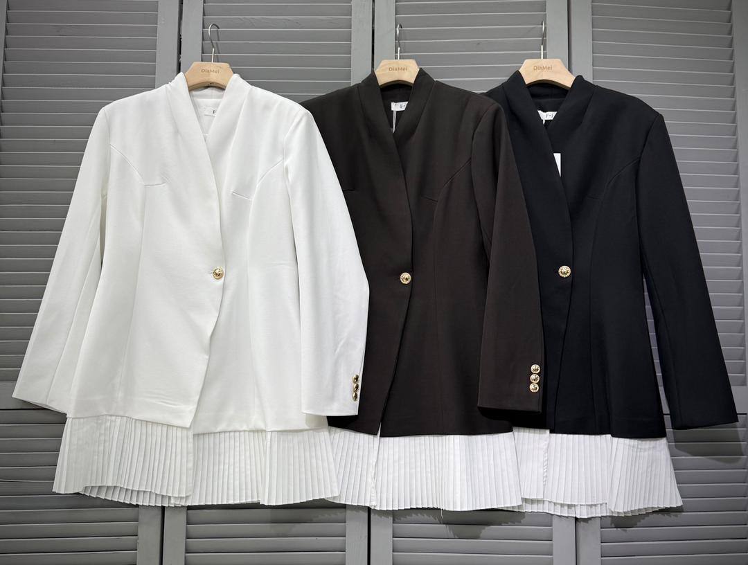 Платье-пиджак с плиссированным низом — стильный и завер...